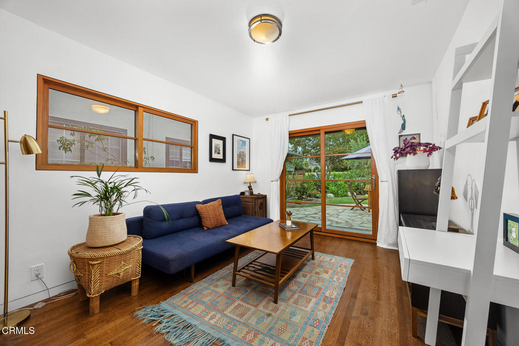 1121 Buena Vista Street