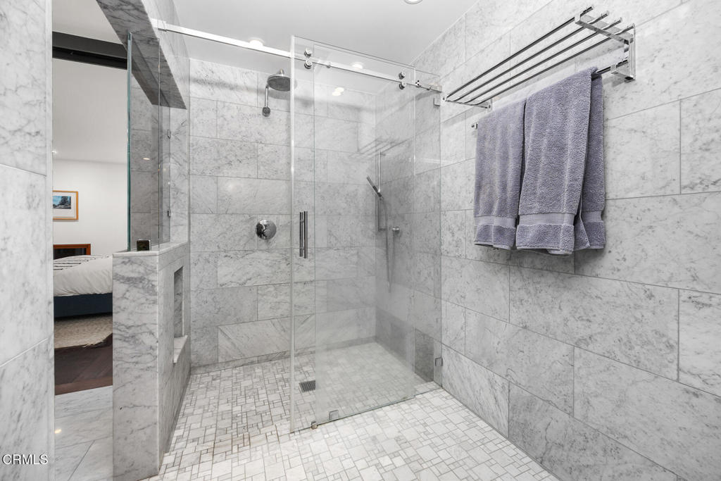 1121 Buena Vista Street