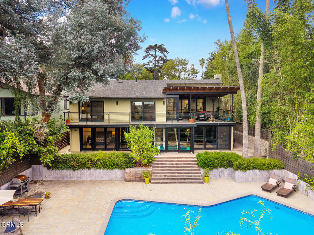 1121 Buena Vista Street