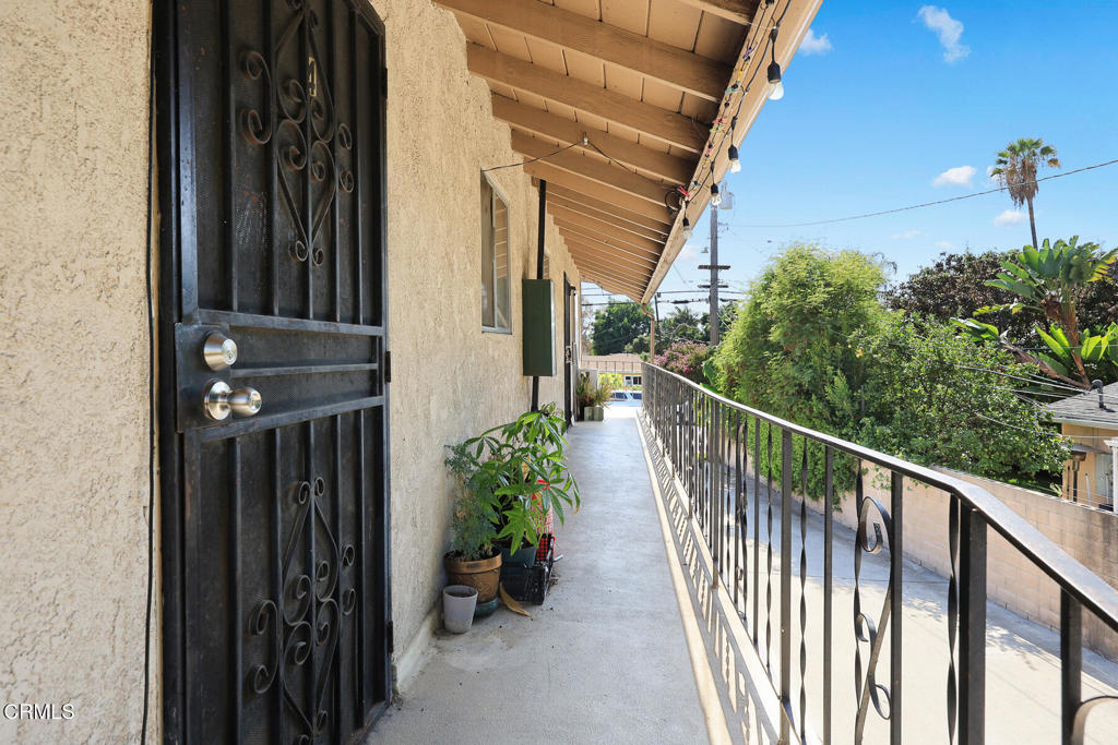 9733 Rio Hondo Parkway