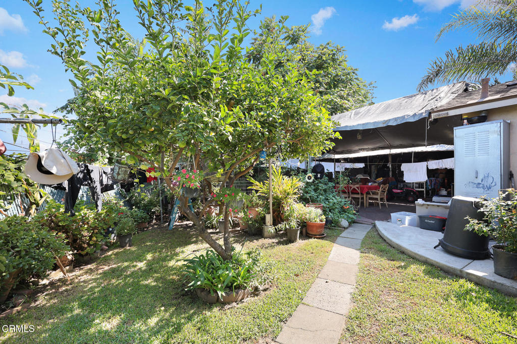 9733 Rio Hondo Parkway