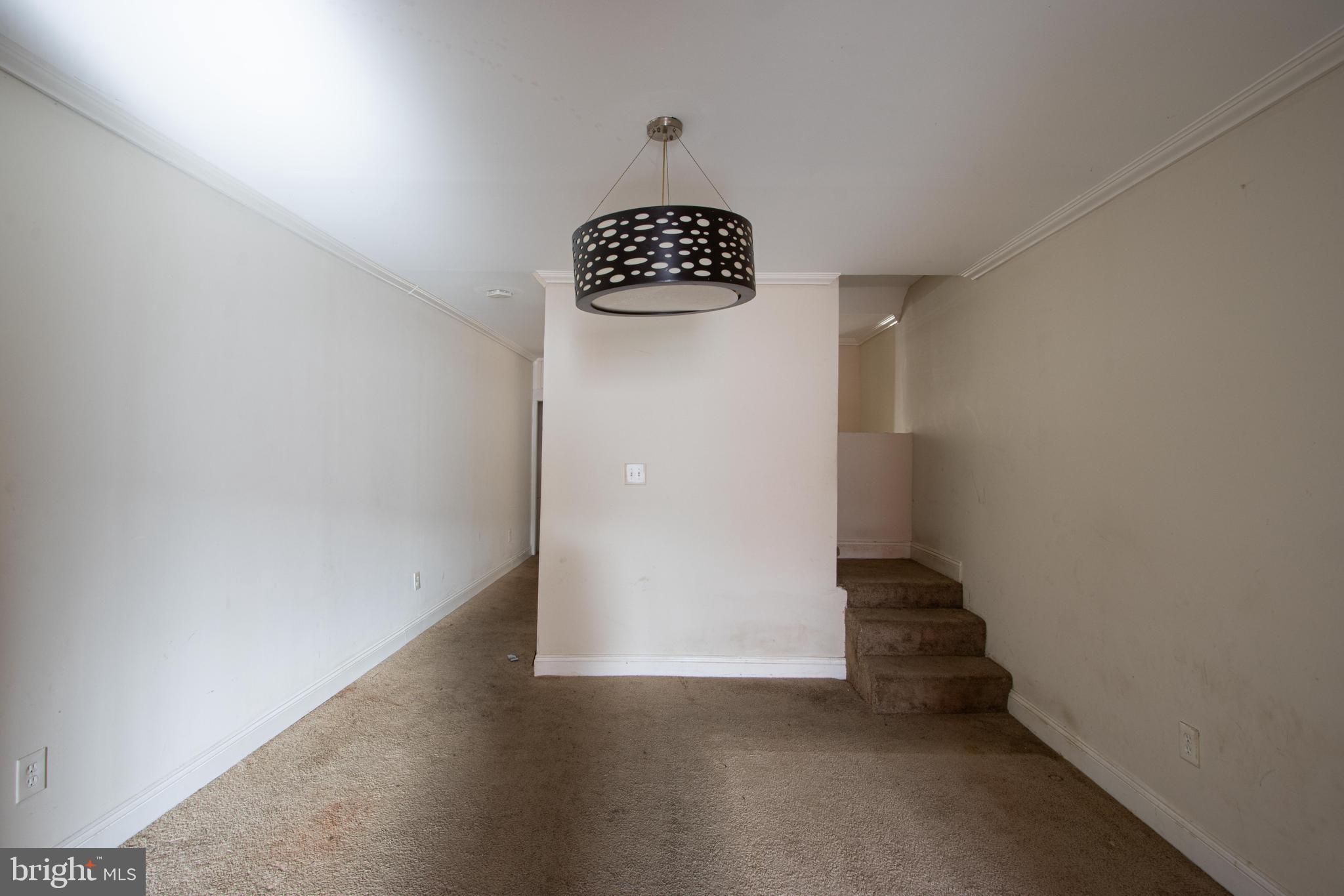 2127 FAIRMOUNT AVENUE