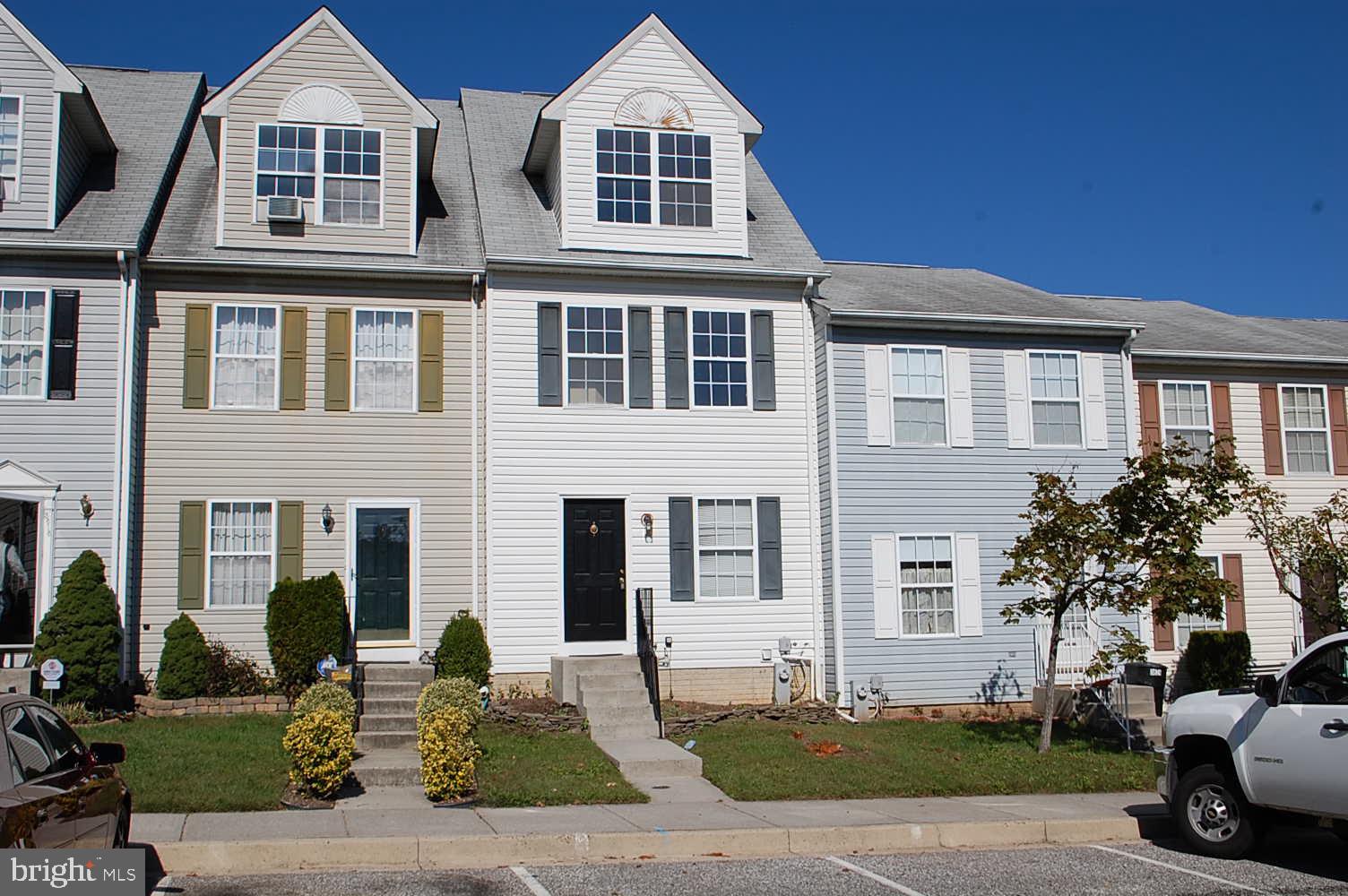 3822 SWIFT RUN DRIVE
