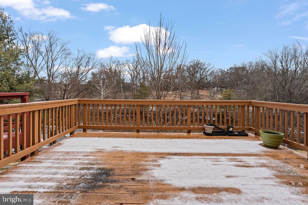 1211 KNOLL MIST LANE