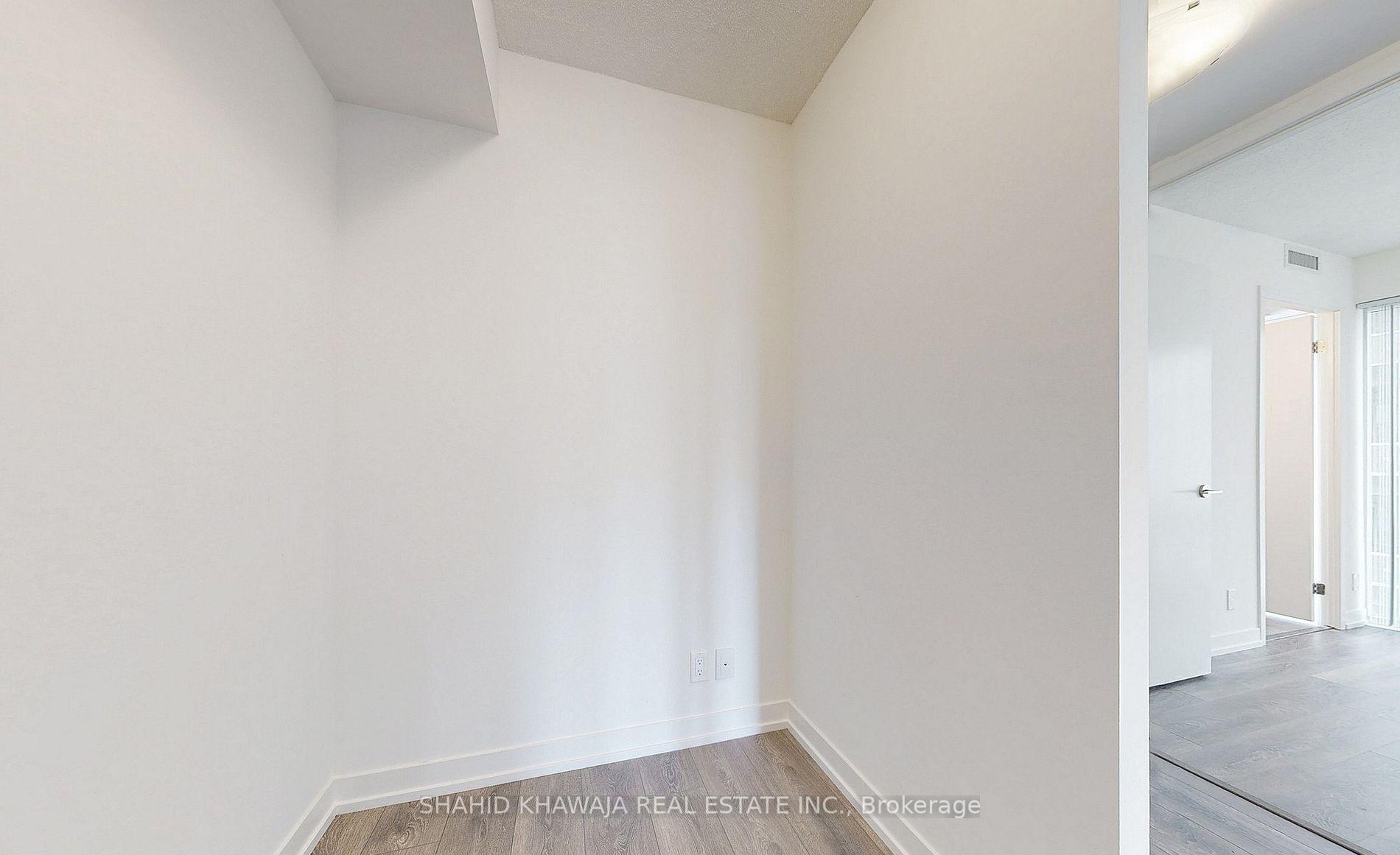 60 Shuter Street 1702