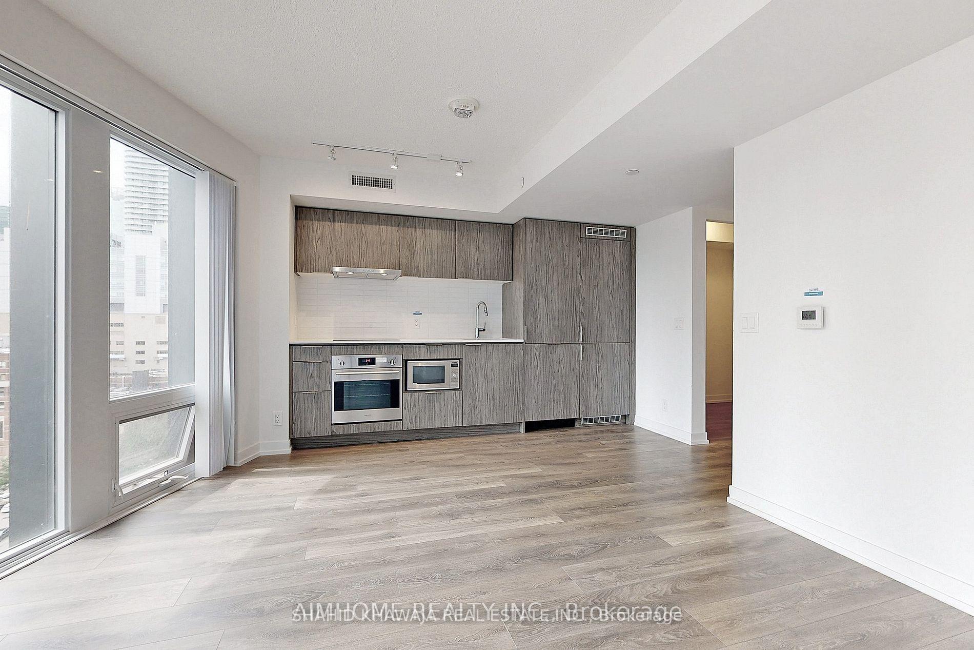 60 Shuter Street 1702