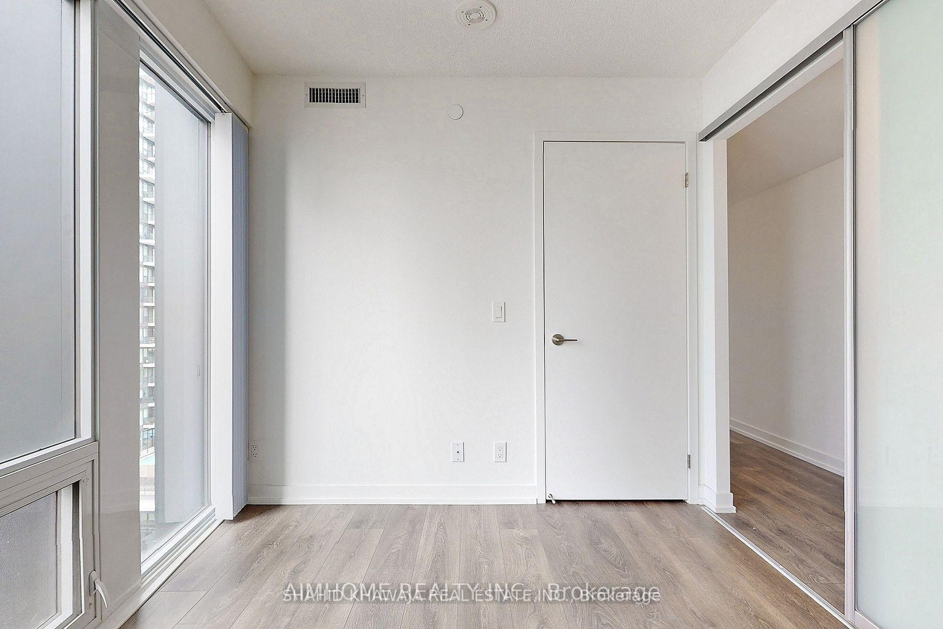 60 Shuter Street 1702