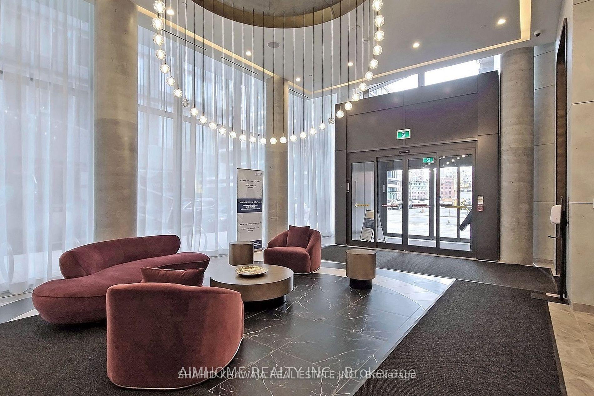 60 Shuter Street 1702