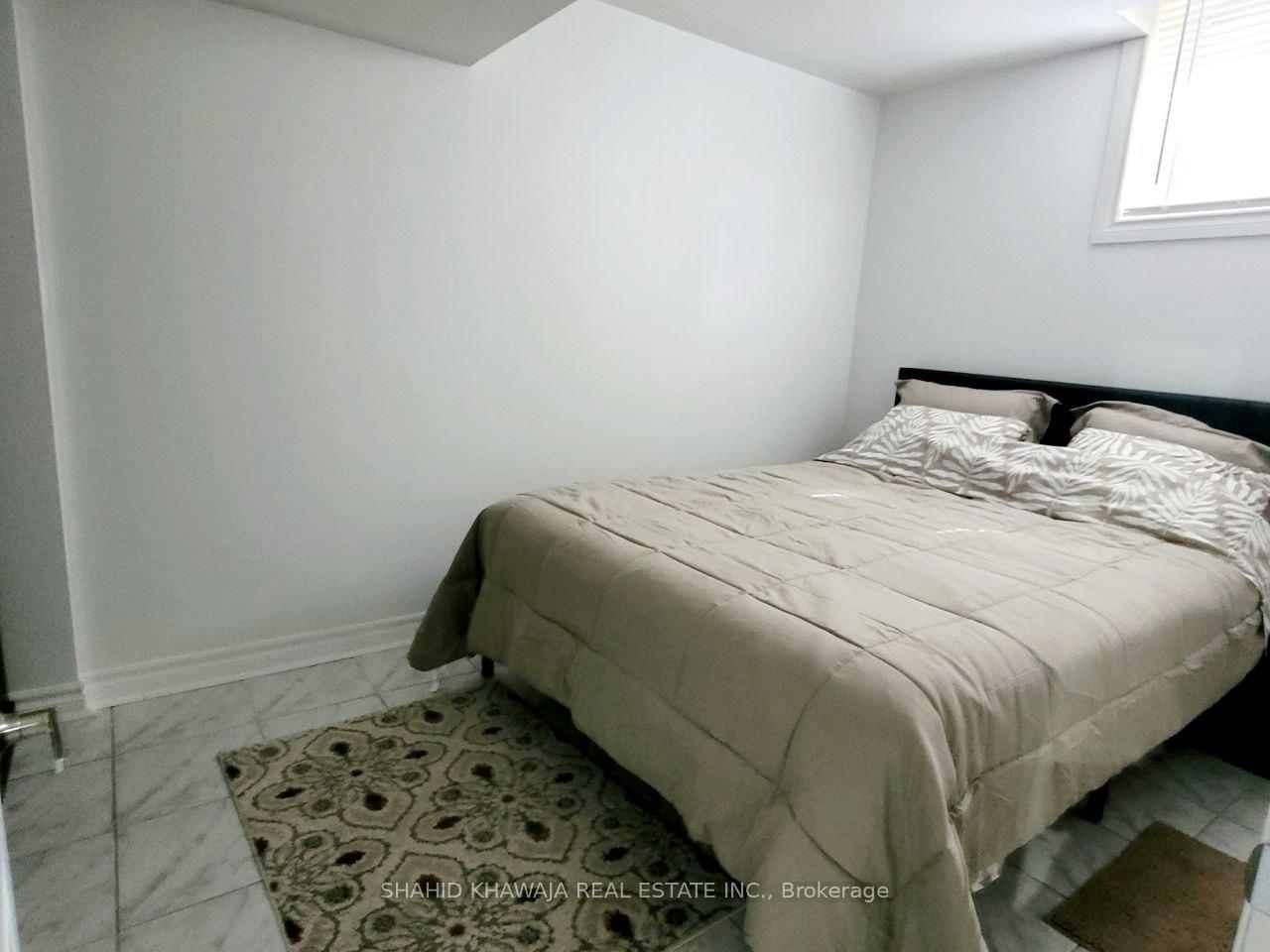 108 Camomile Street Bsmt