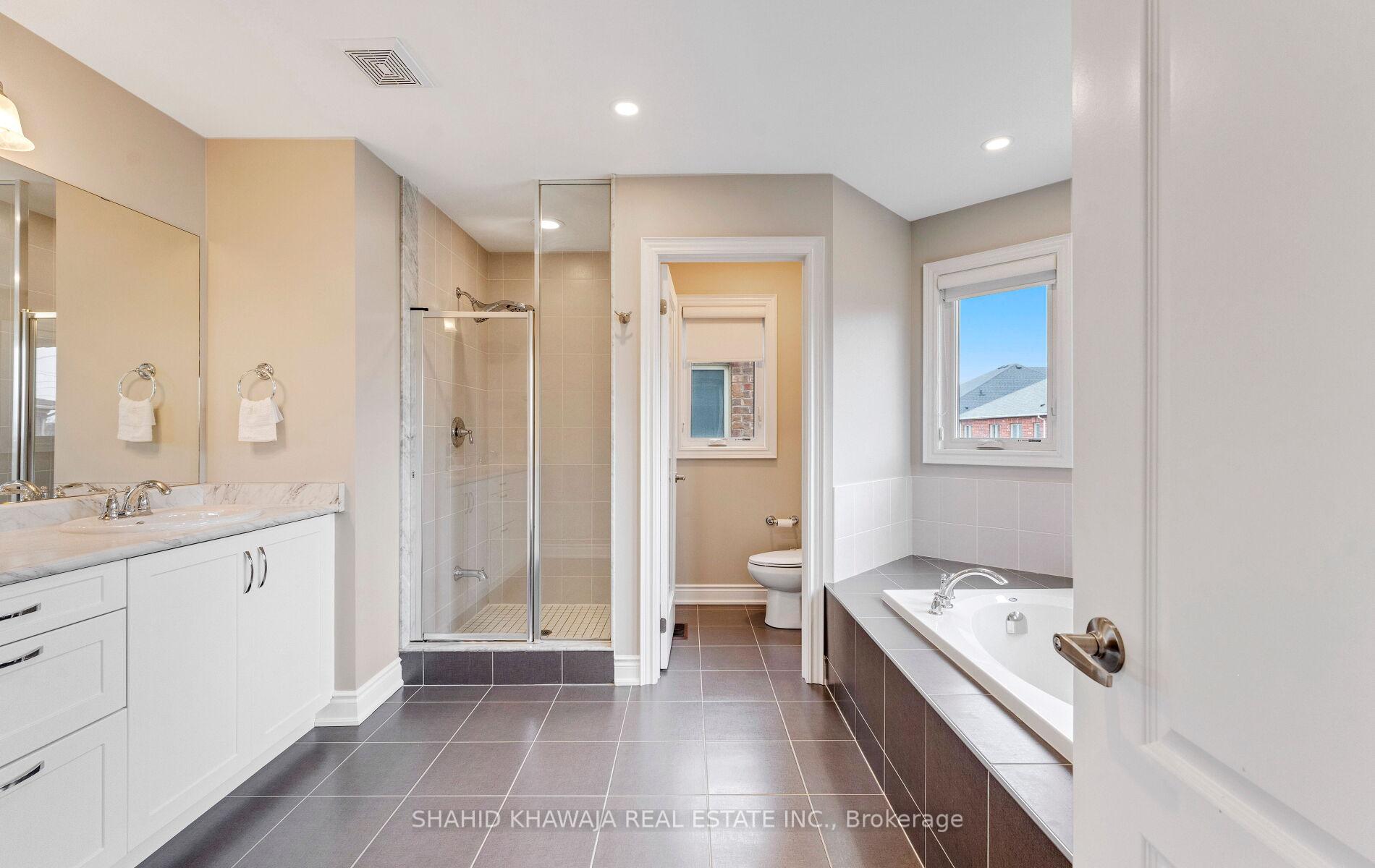 3986 Worthview Place