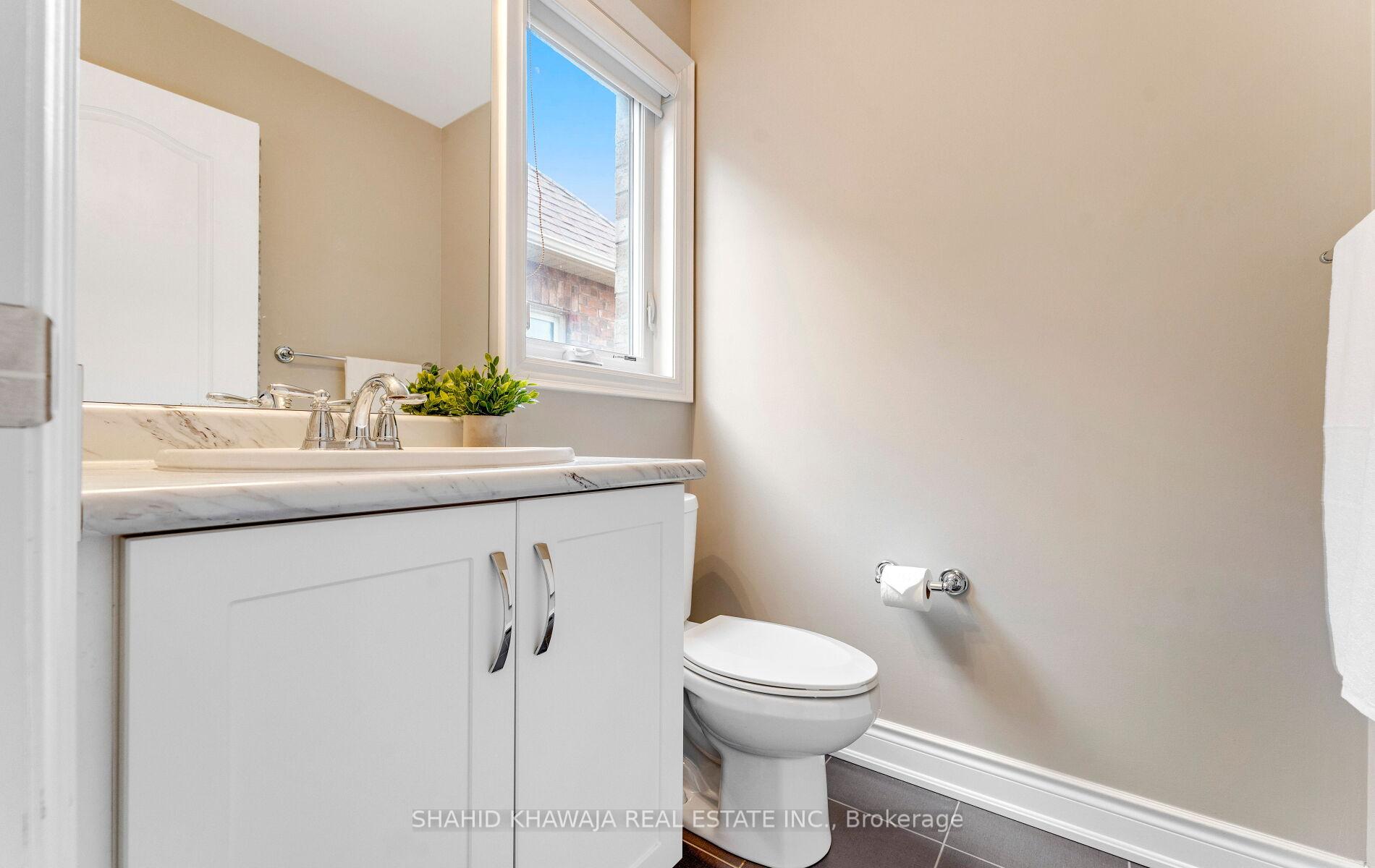 3986 Worthview Place