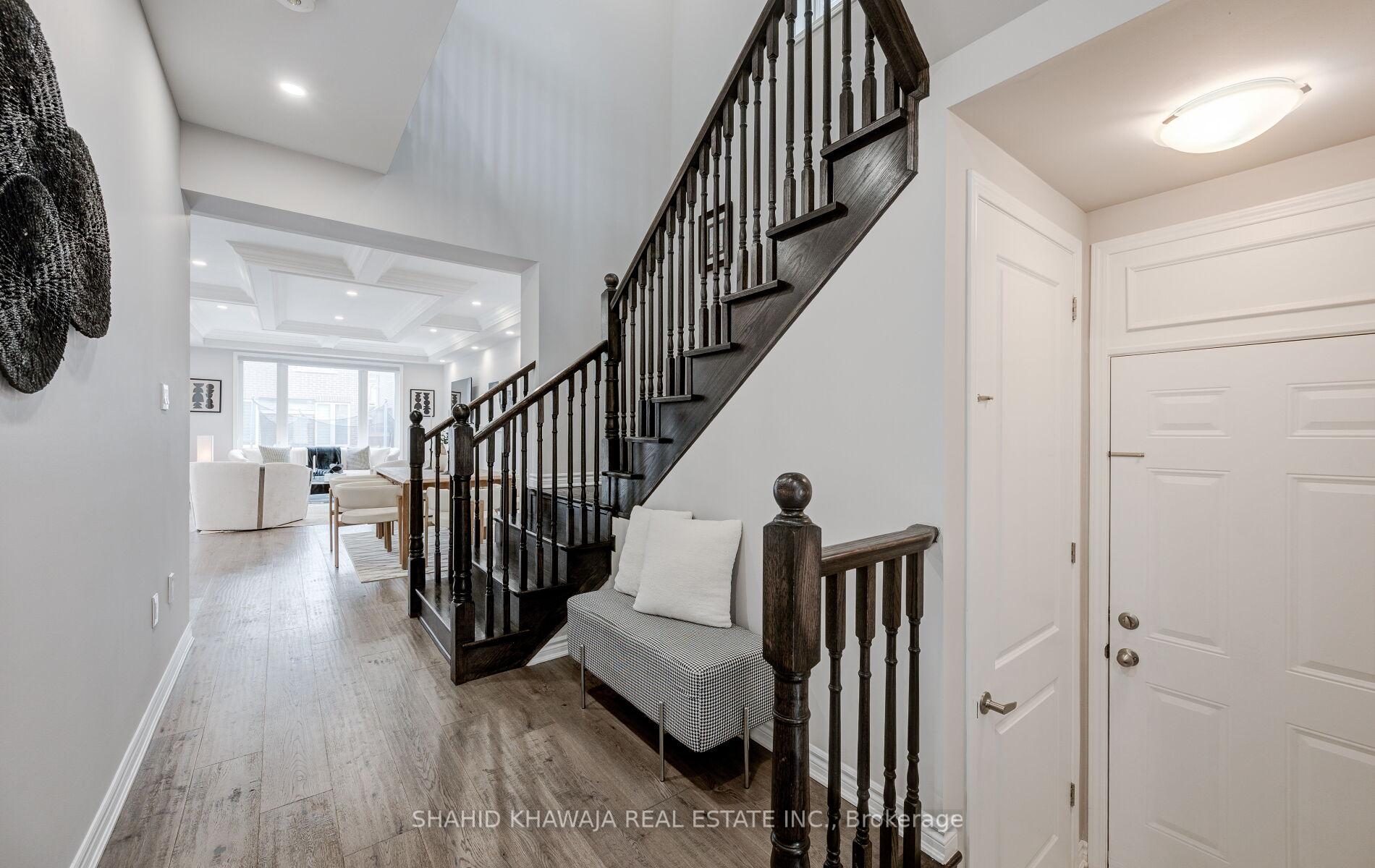 1407 Buckthorn Gardens