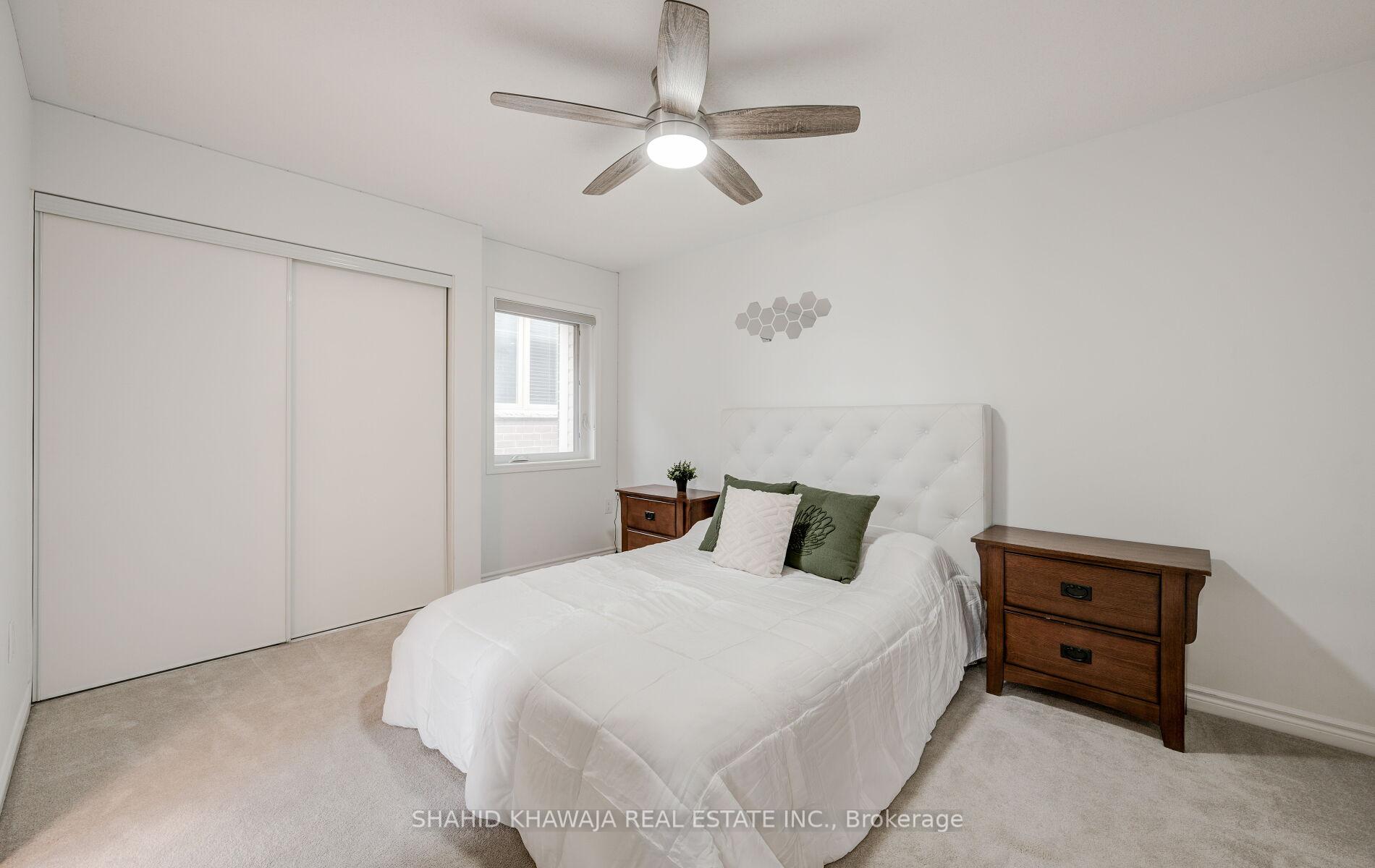 1407 Buckthorn Gardens