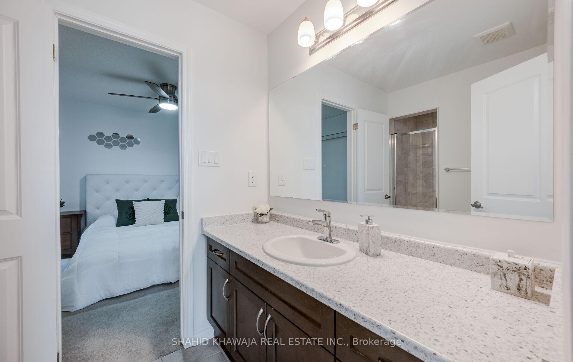 1407 Buckthorn Gardens