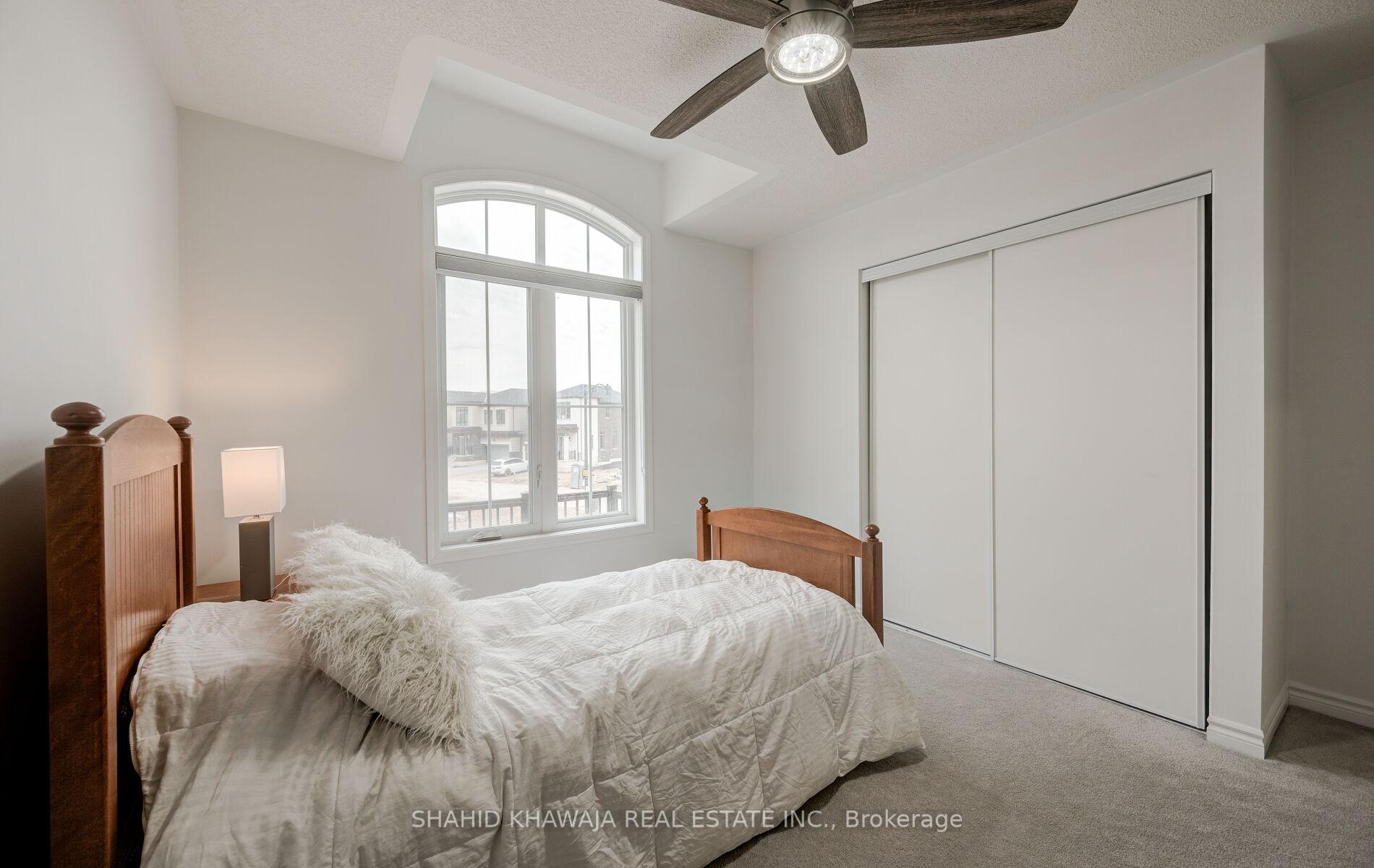 1407 Buckthorn Gardens