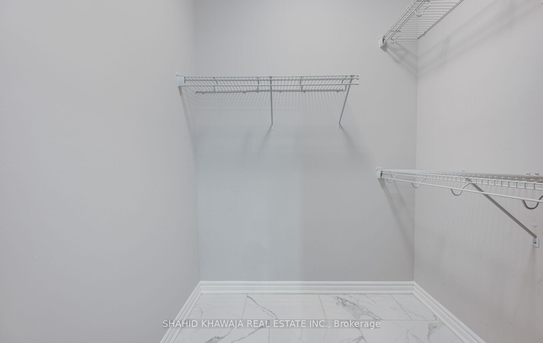 1407 Buckthorn Gardens