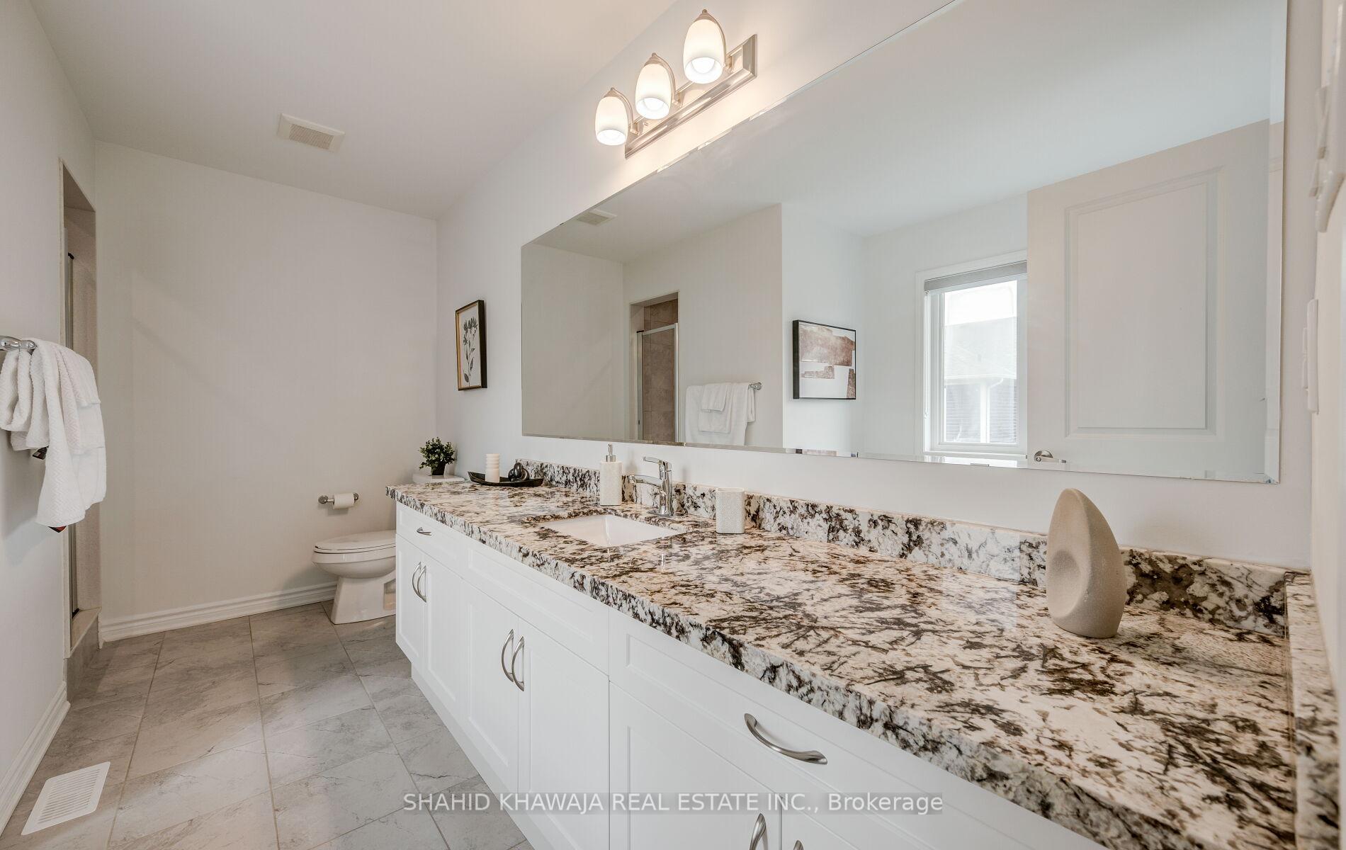 1407 Buckthorn Gardens