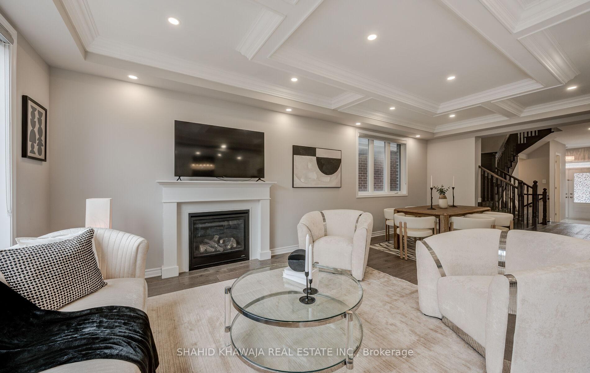 1407 Buckthorn Gardens
