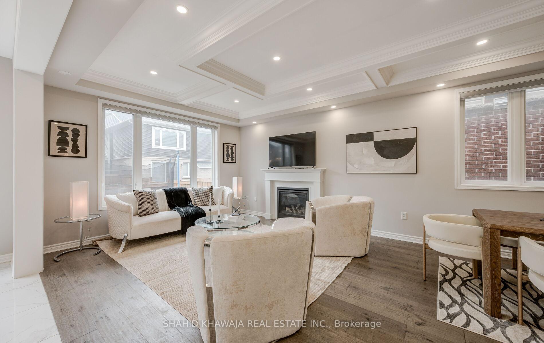 1407 Buckthorn Gardens