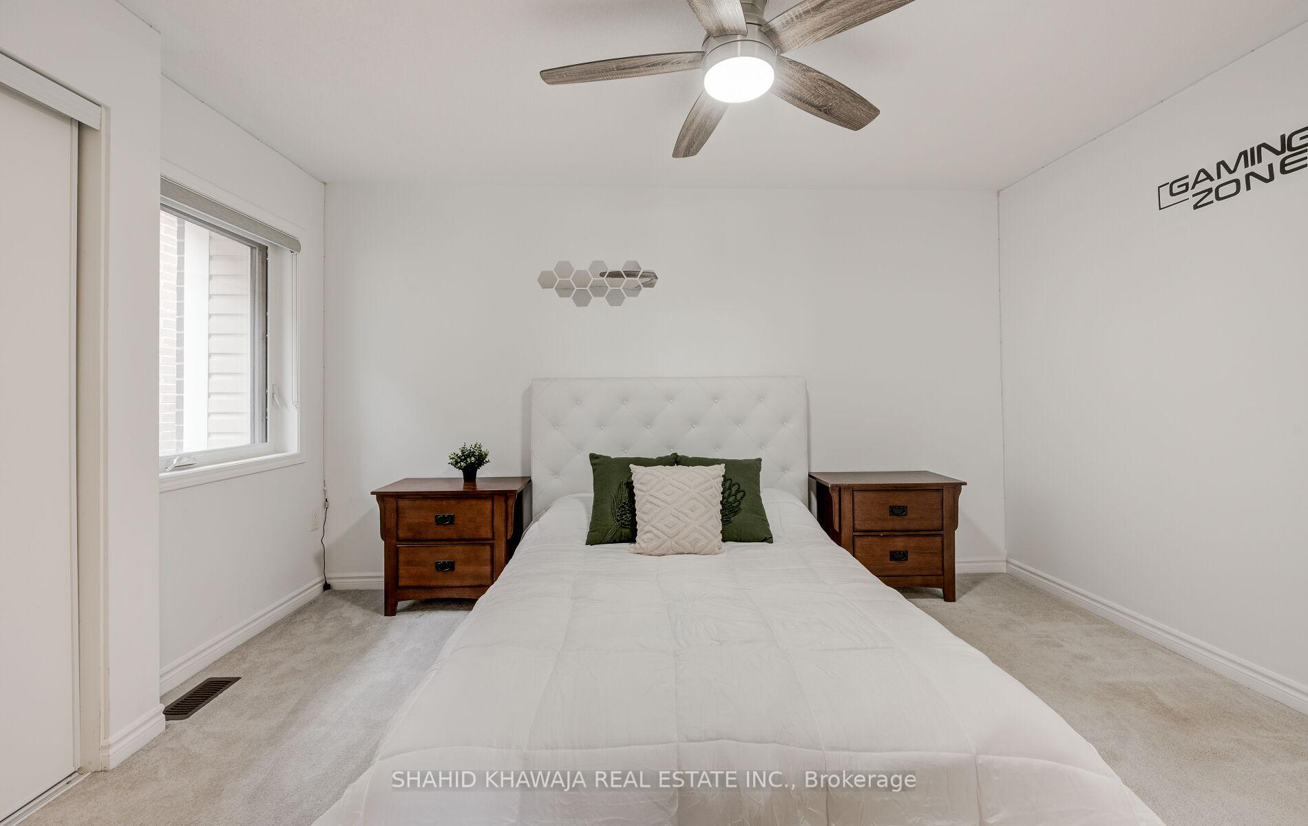 1407 Buckthorn Gardens