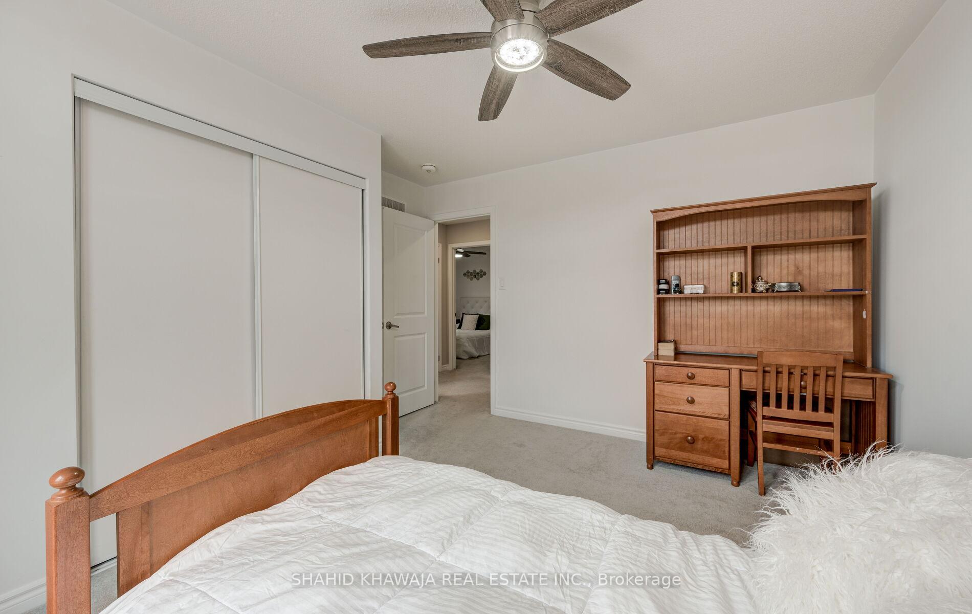 1407 Buckthorn Gardens