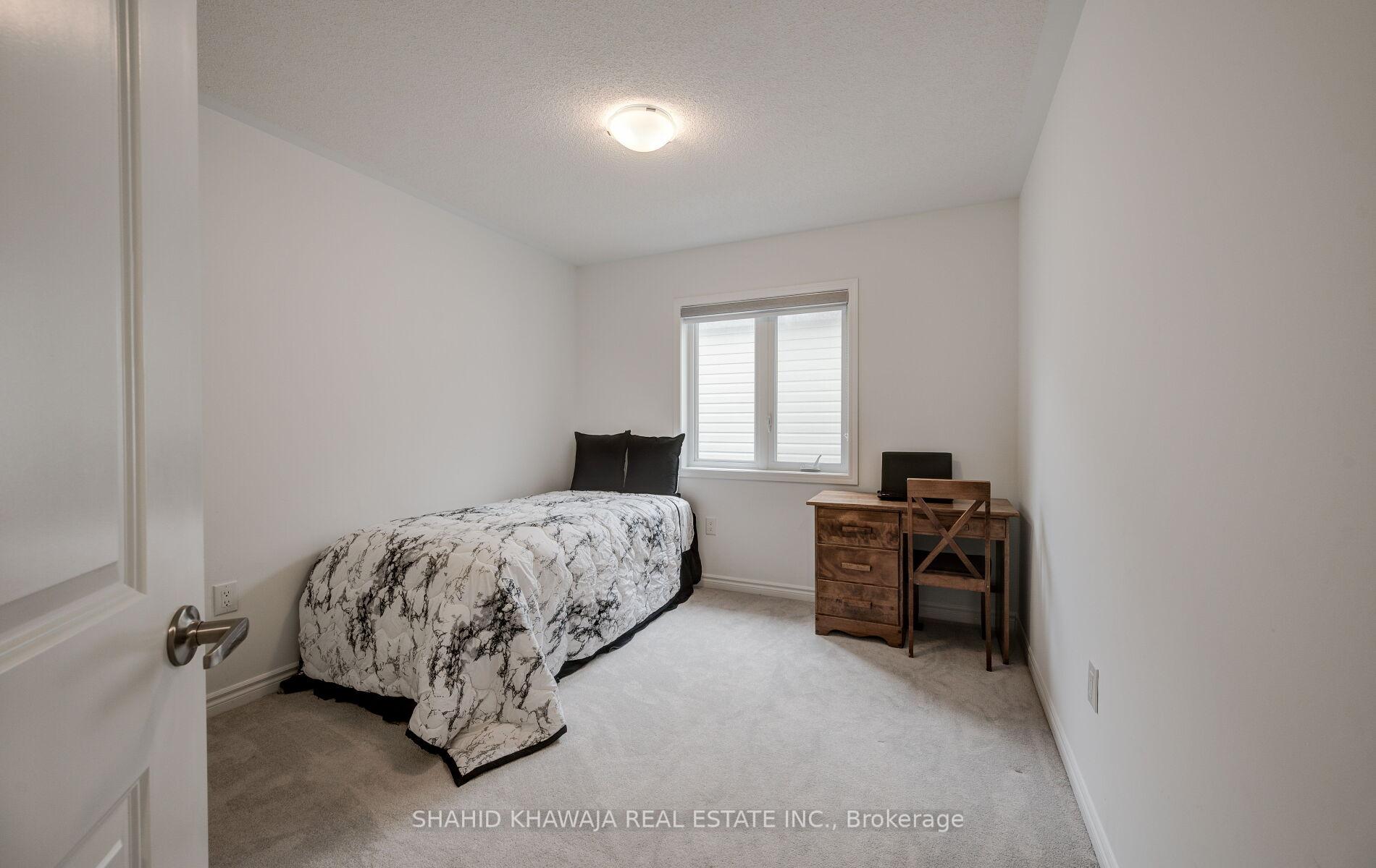 1407 Buckthorn Gardens