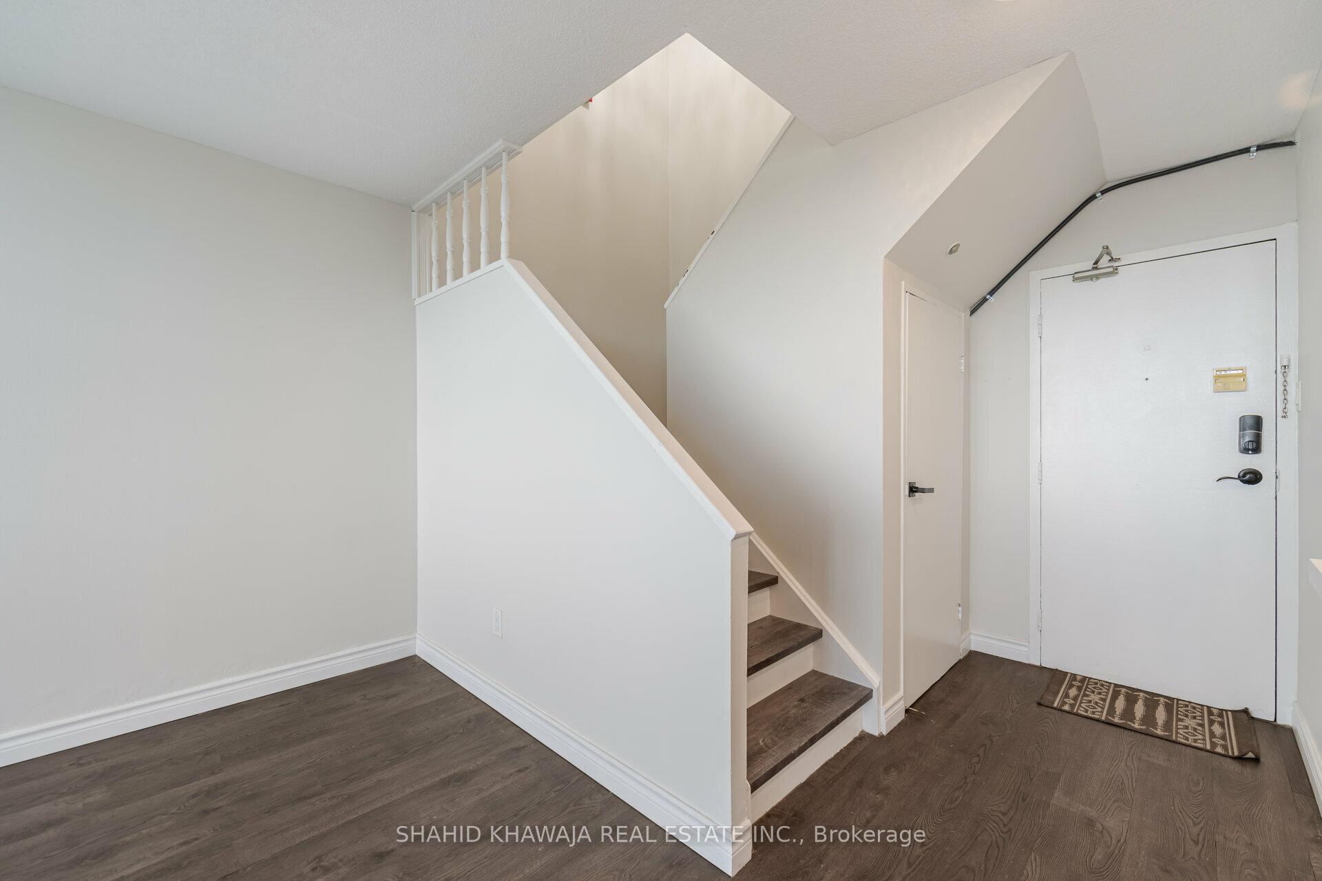 #721 - 2121 Roche Court Unit: 721