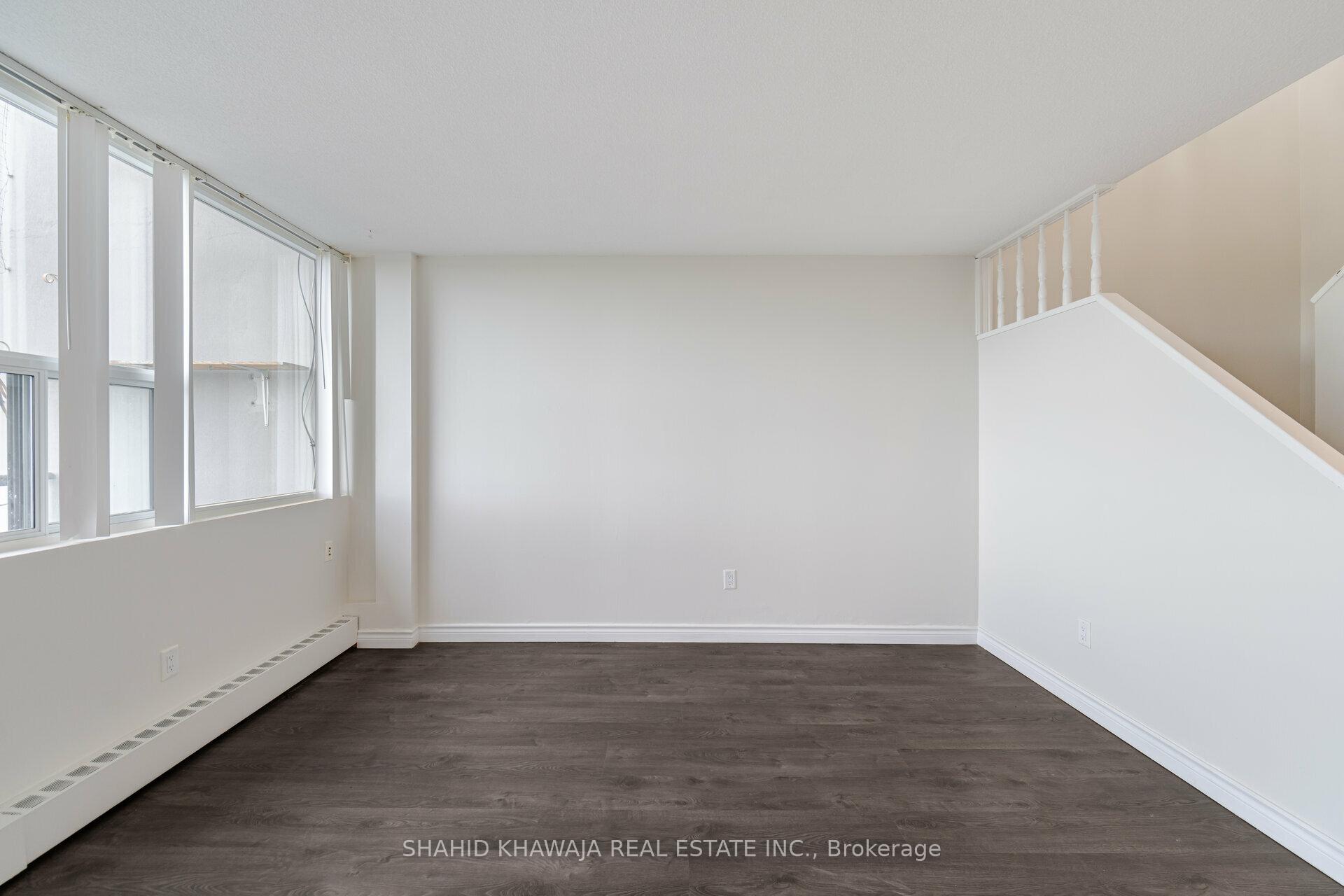 #721 - 2121 Roche Court Unit: 721