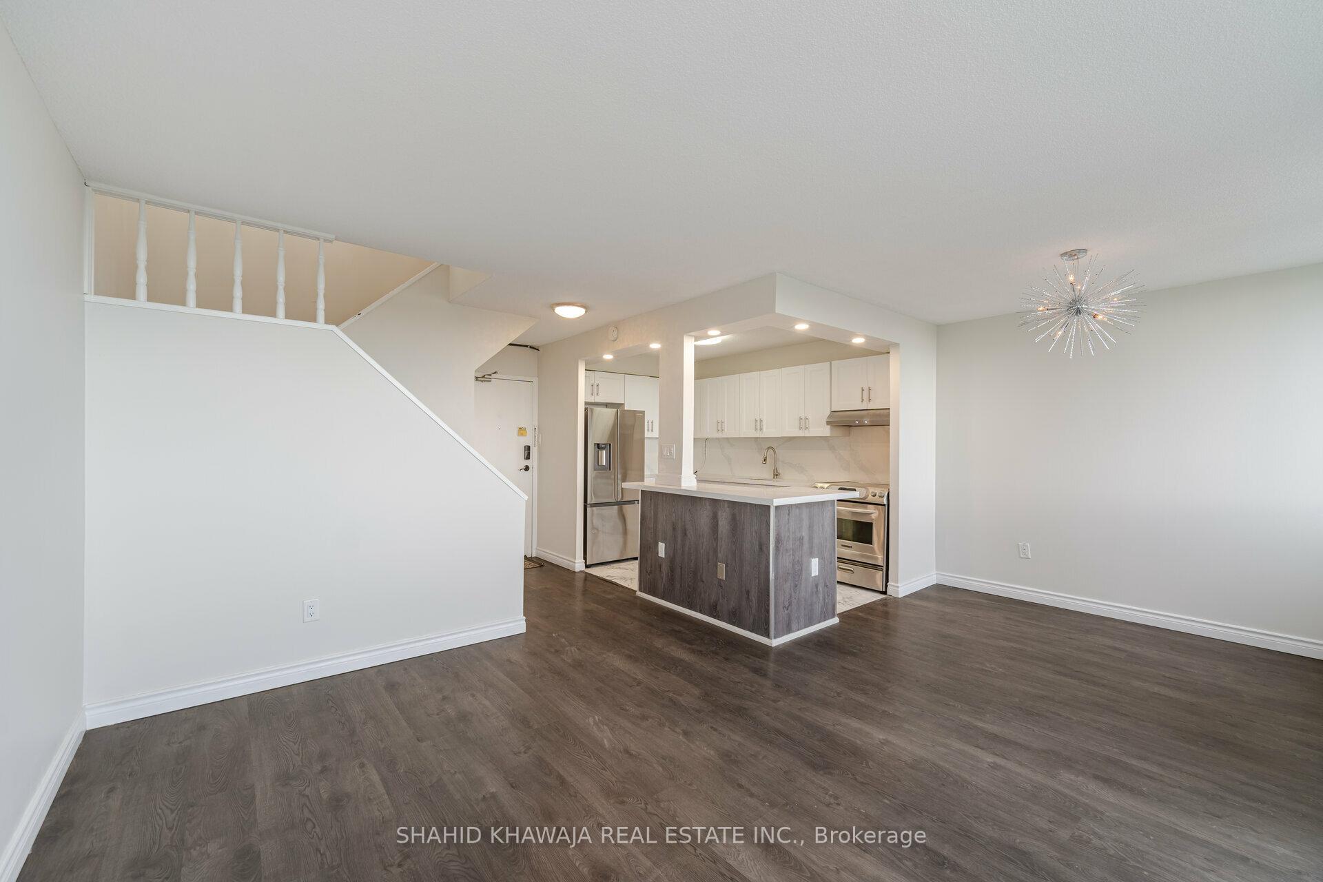 #721 - 2121 Roche Court Unit: 721