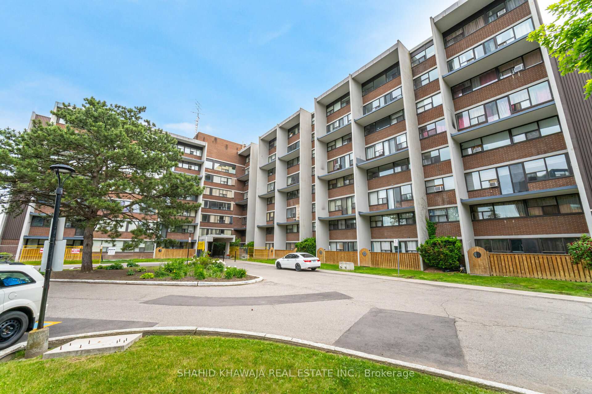 #721 - 2121 Roche Court Unit: 721