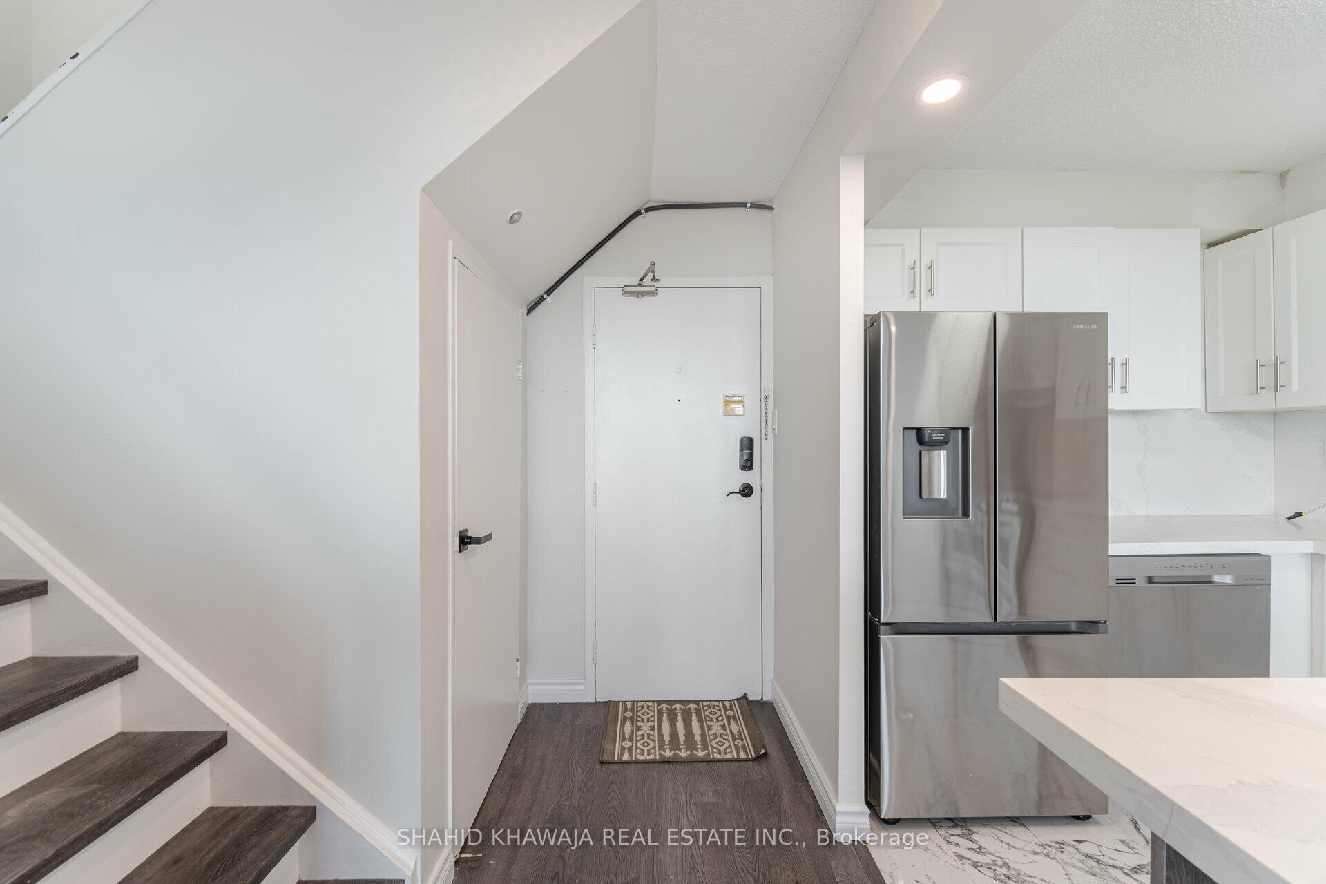 #721 - 2121 Roche Court Unit: 721