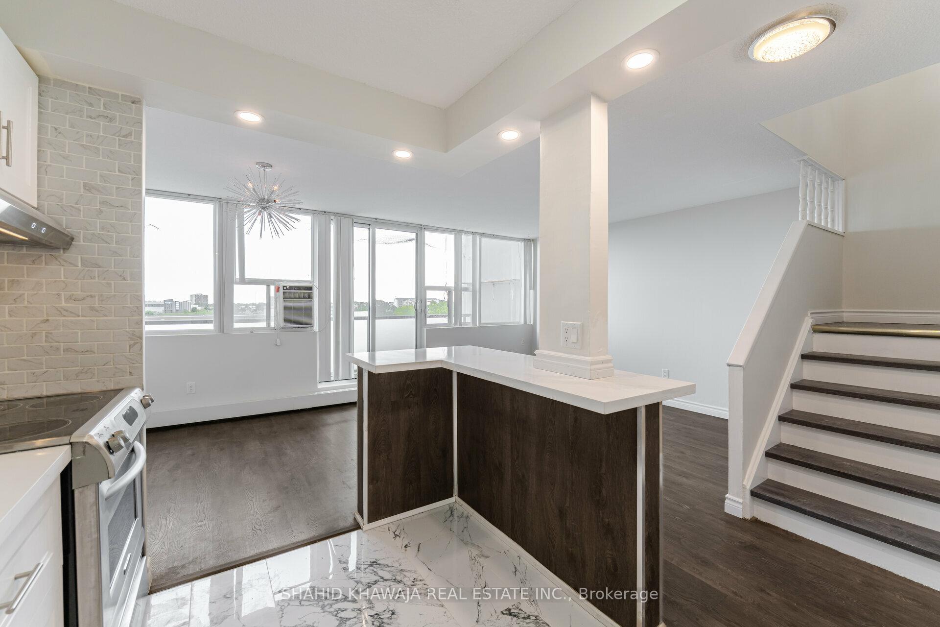 #721 - 2121 Roche Court Unit: 721