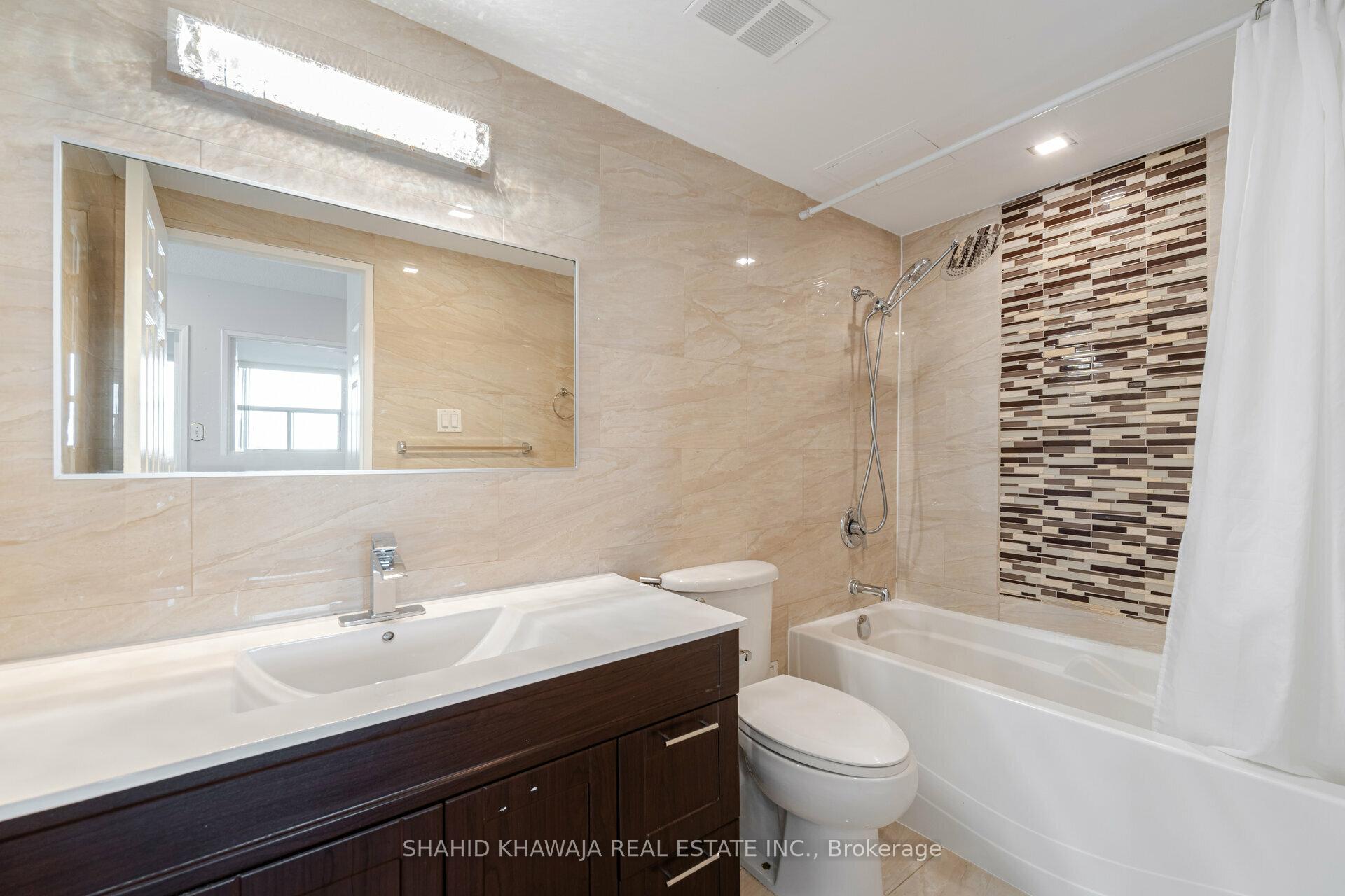 #721 - 2121 Roche Court Unit: 721