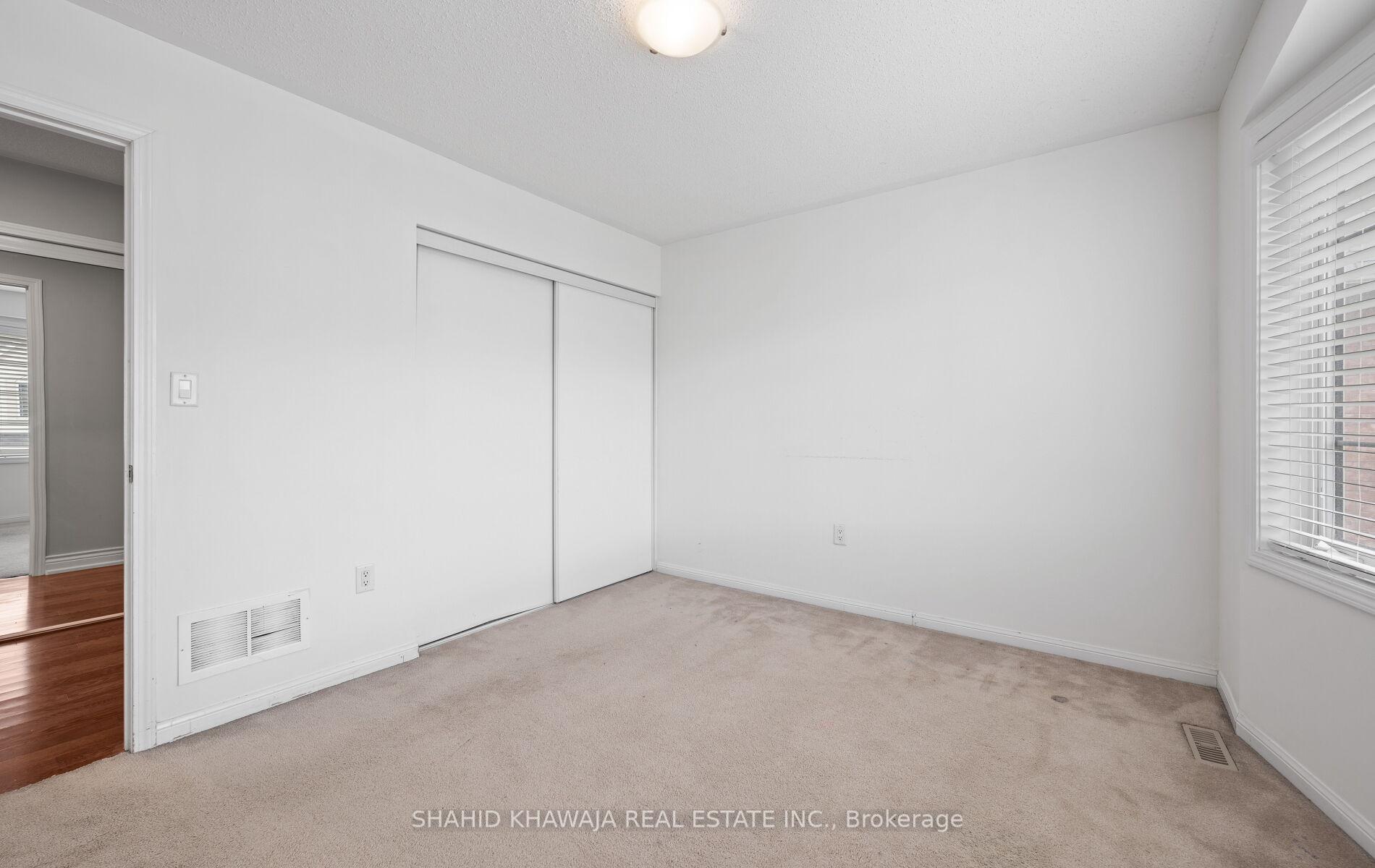 566 Hood Terrace