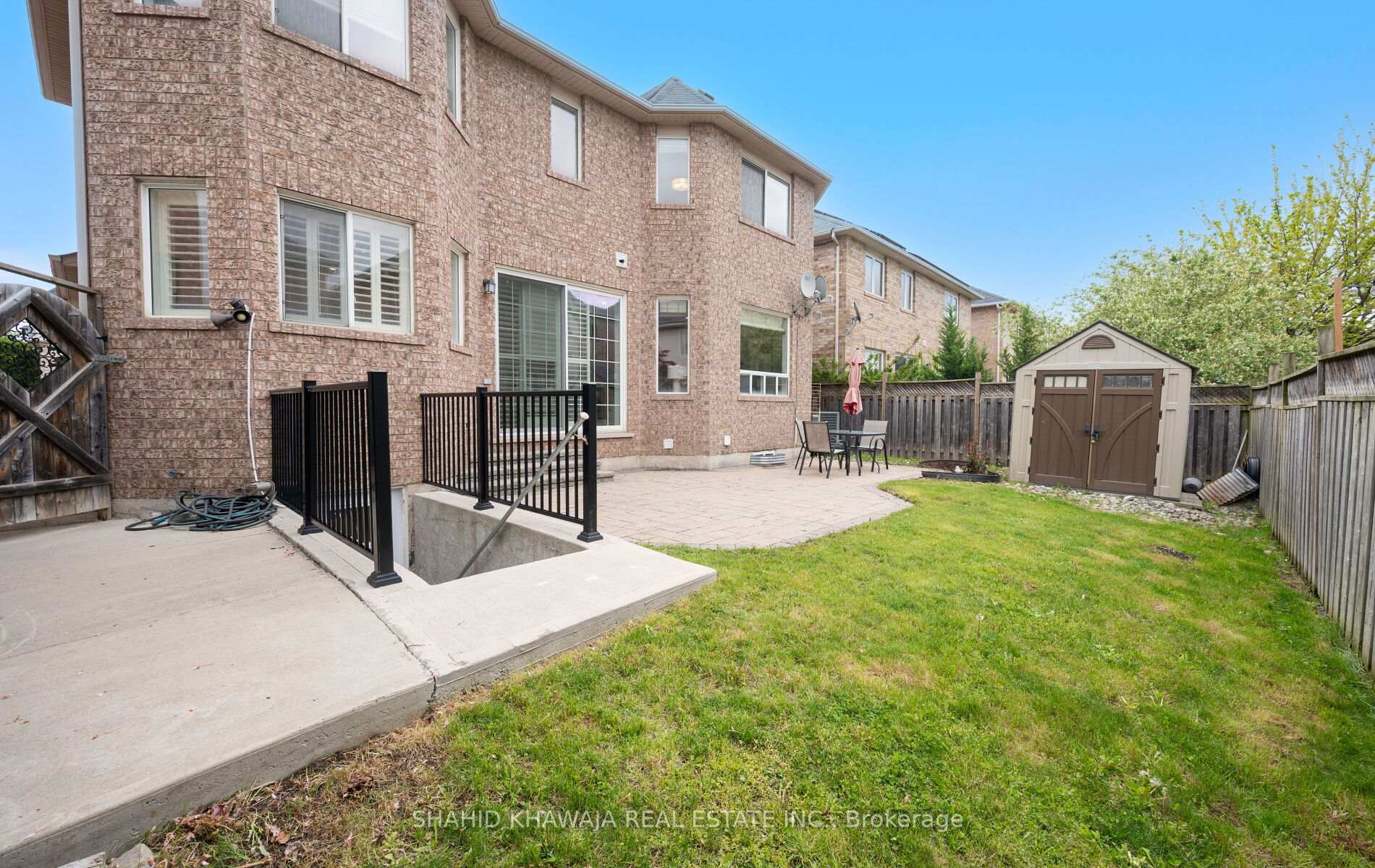 566 Hood Terrace