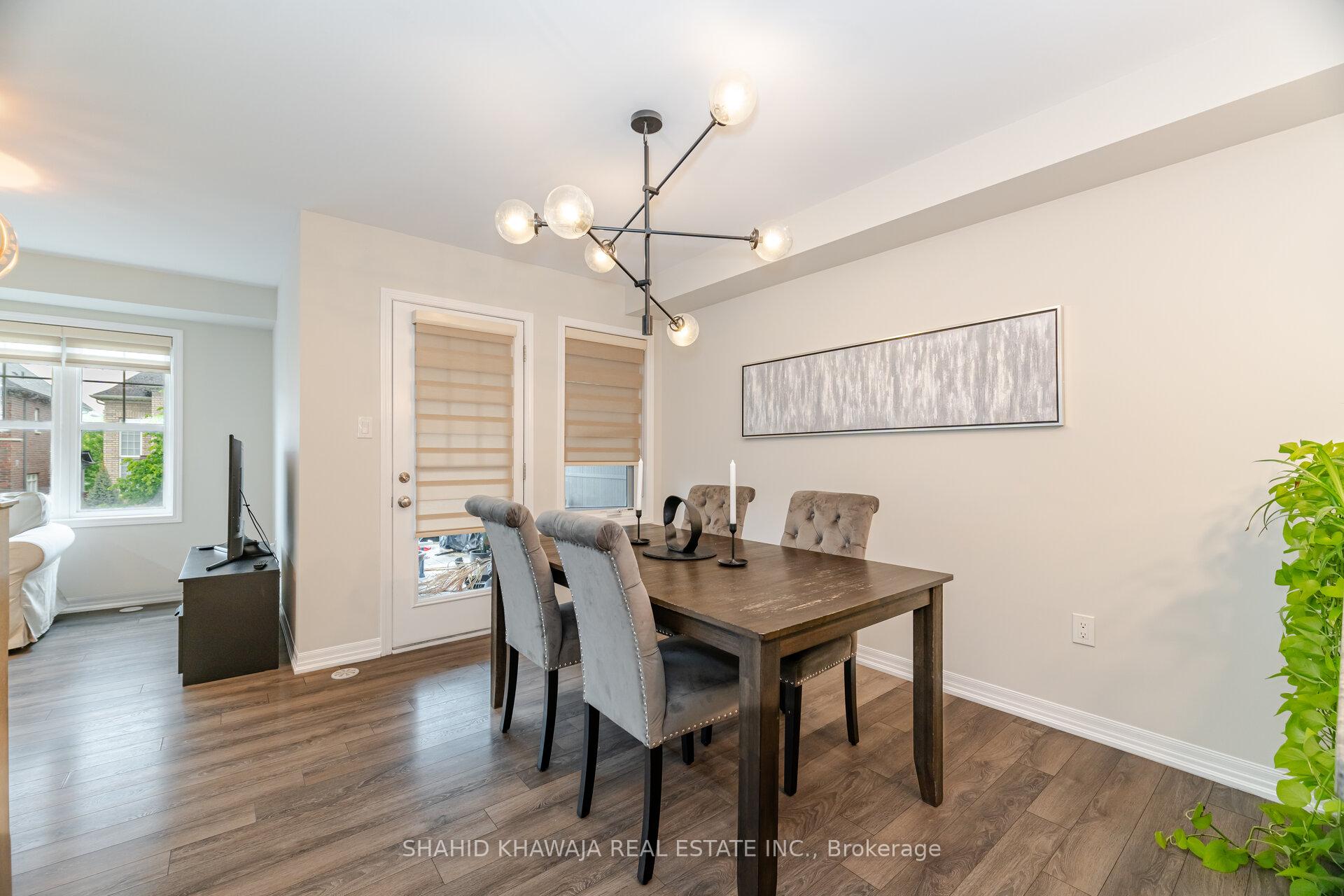 3078 Gardenia Gate