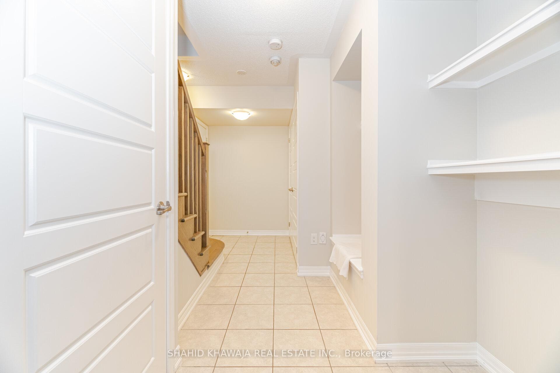 3078 Gardenia Gate