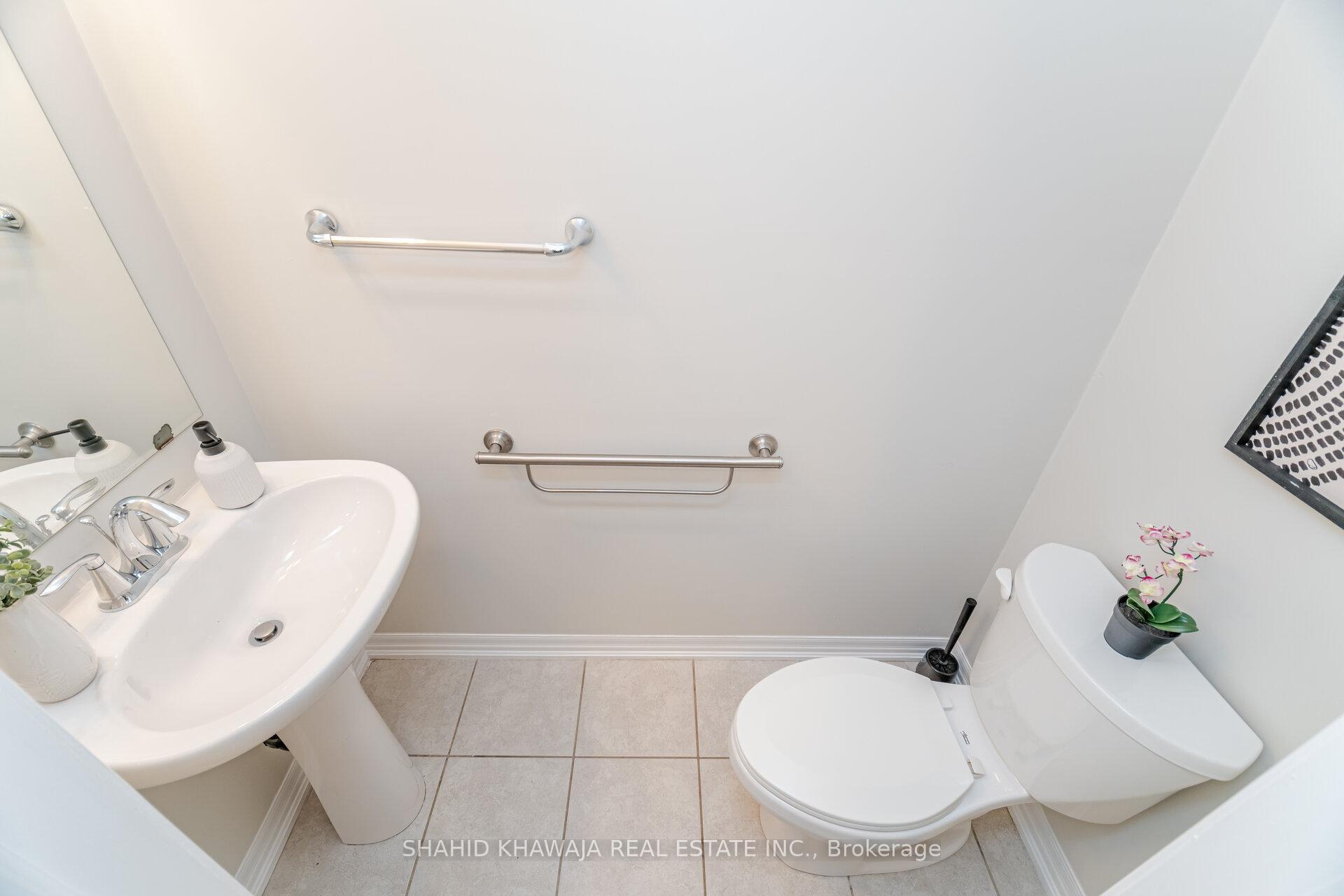 3078 Gardenia Gate