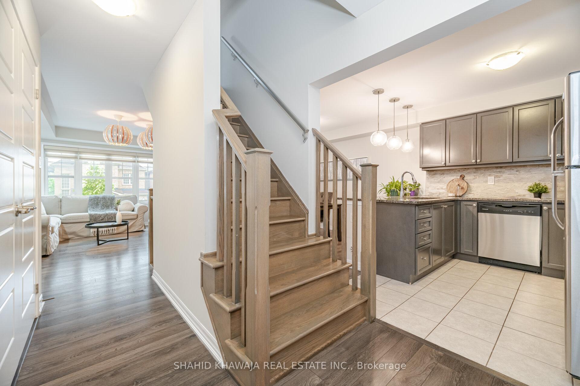 3078 Gardenia Gate