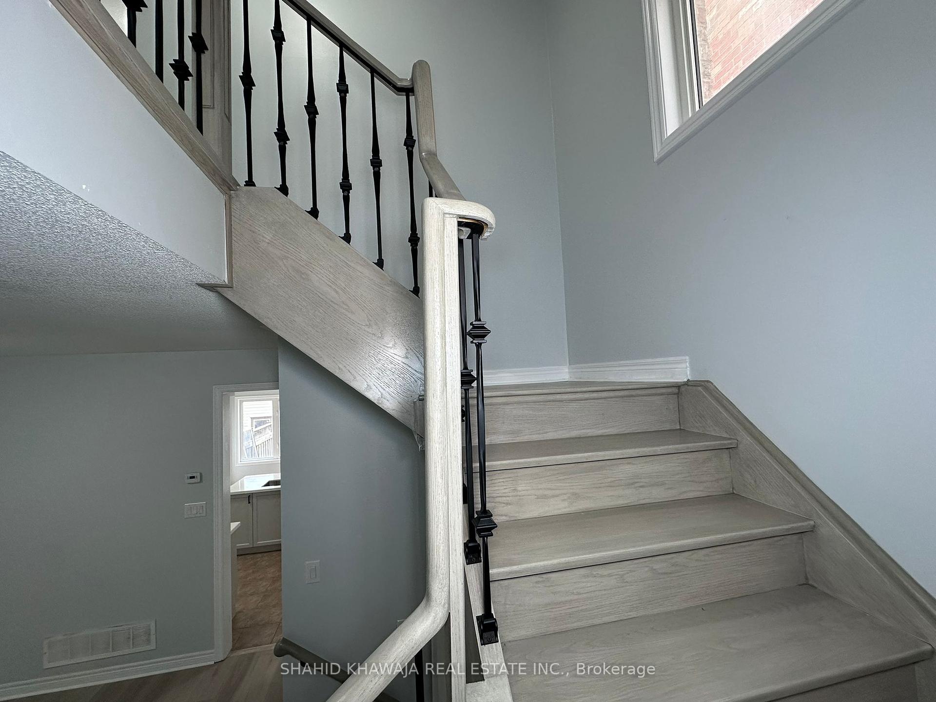 5440 Tenth Line