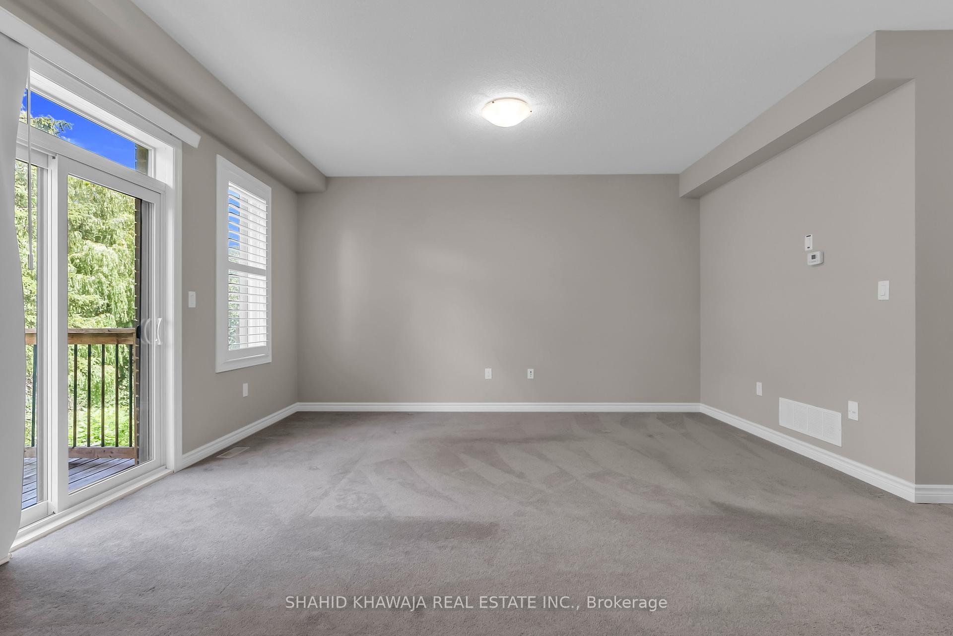 #Unit 23 - 445 Ontario Street