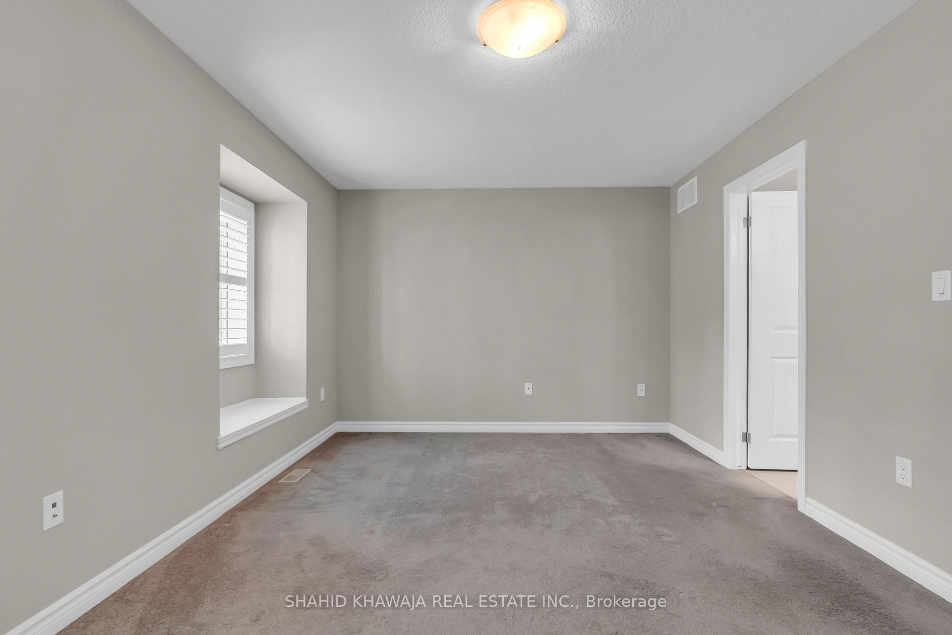 #Unit 23 - 445 Ontario Street