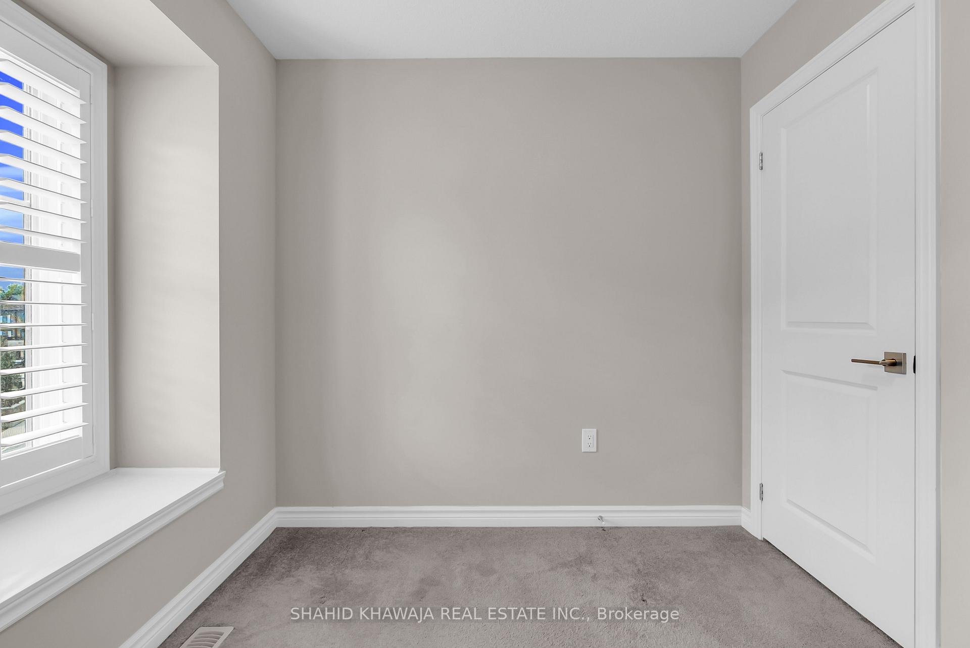 #Unit 23 - 445 Ontario Street