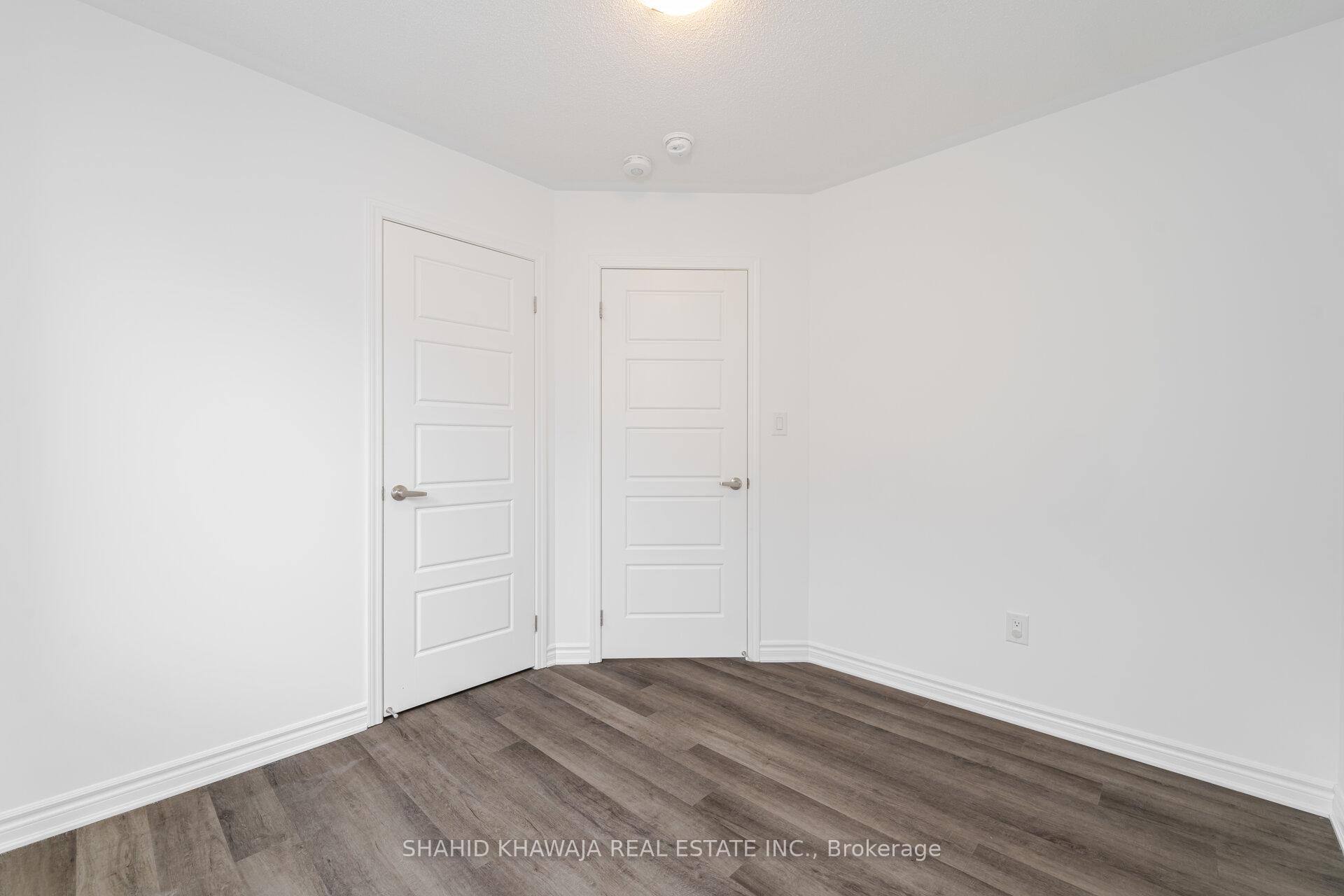1564 Moira Crescent