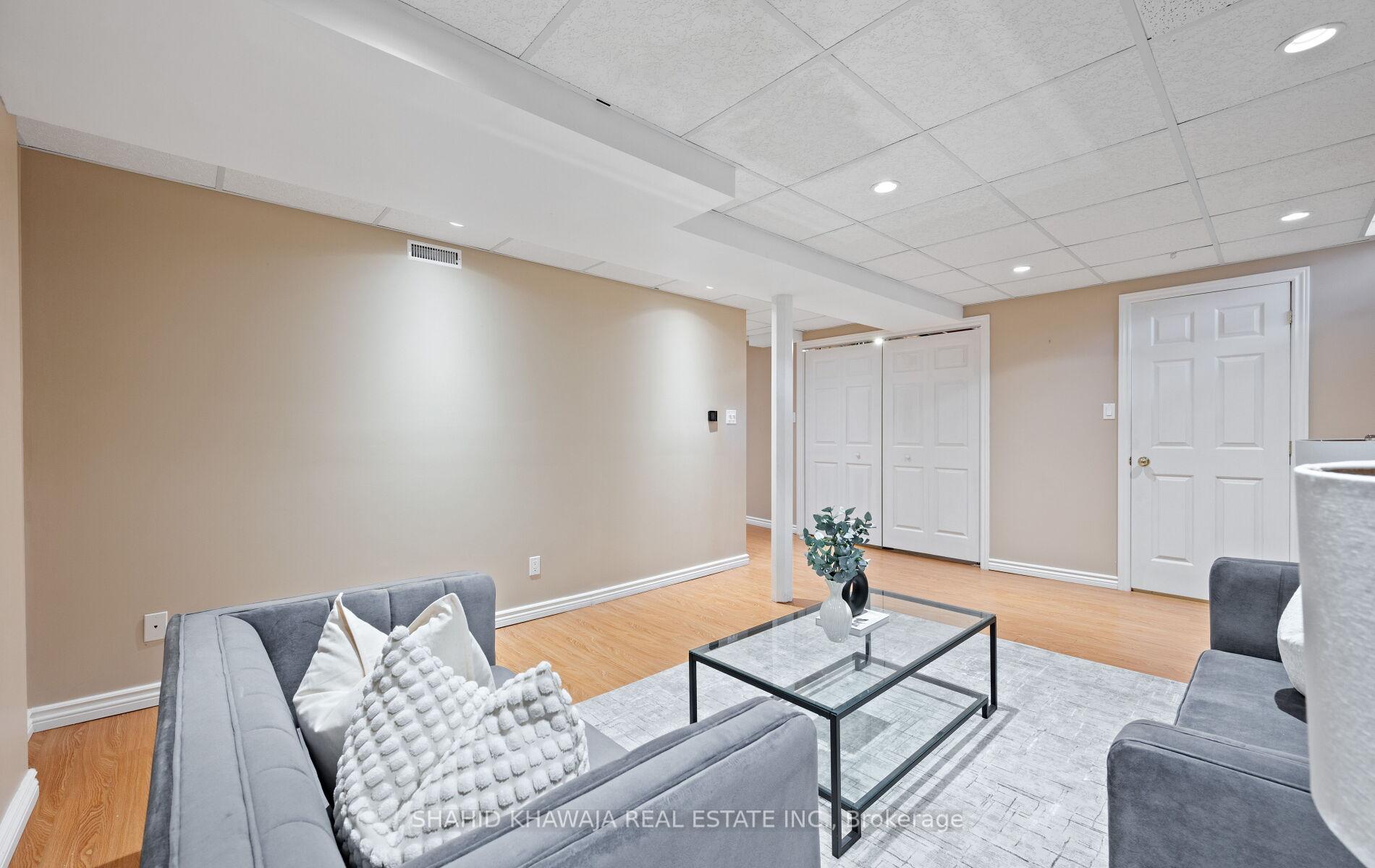 6578 Lisgar Drive