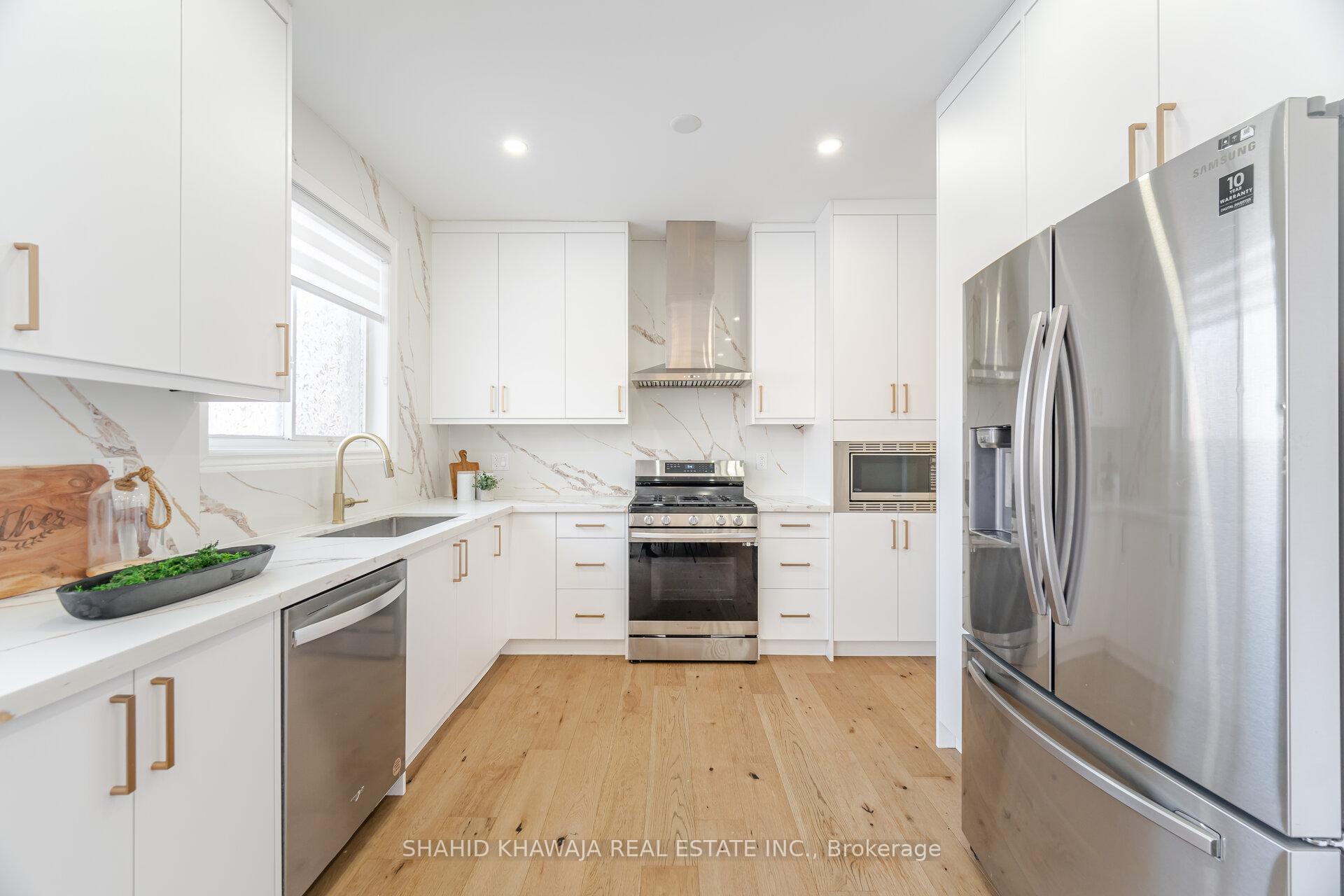 2340 Briargrove Circle