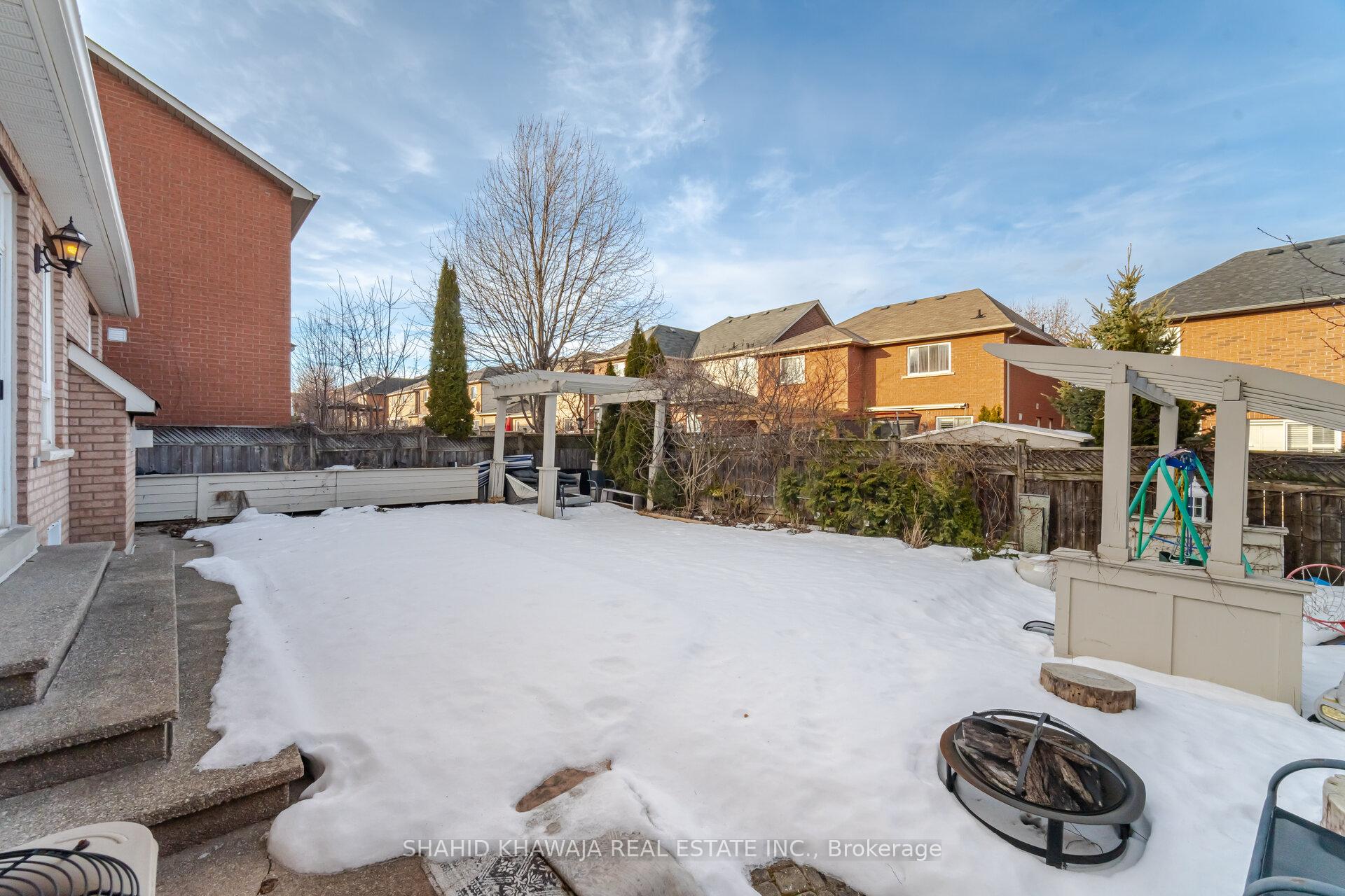 2340 Briargrove Circle