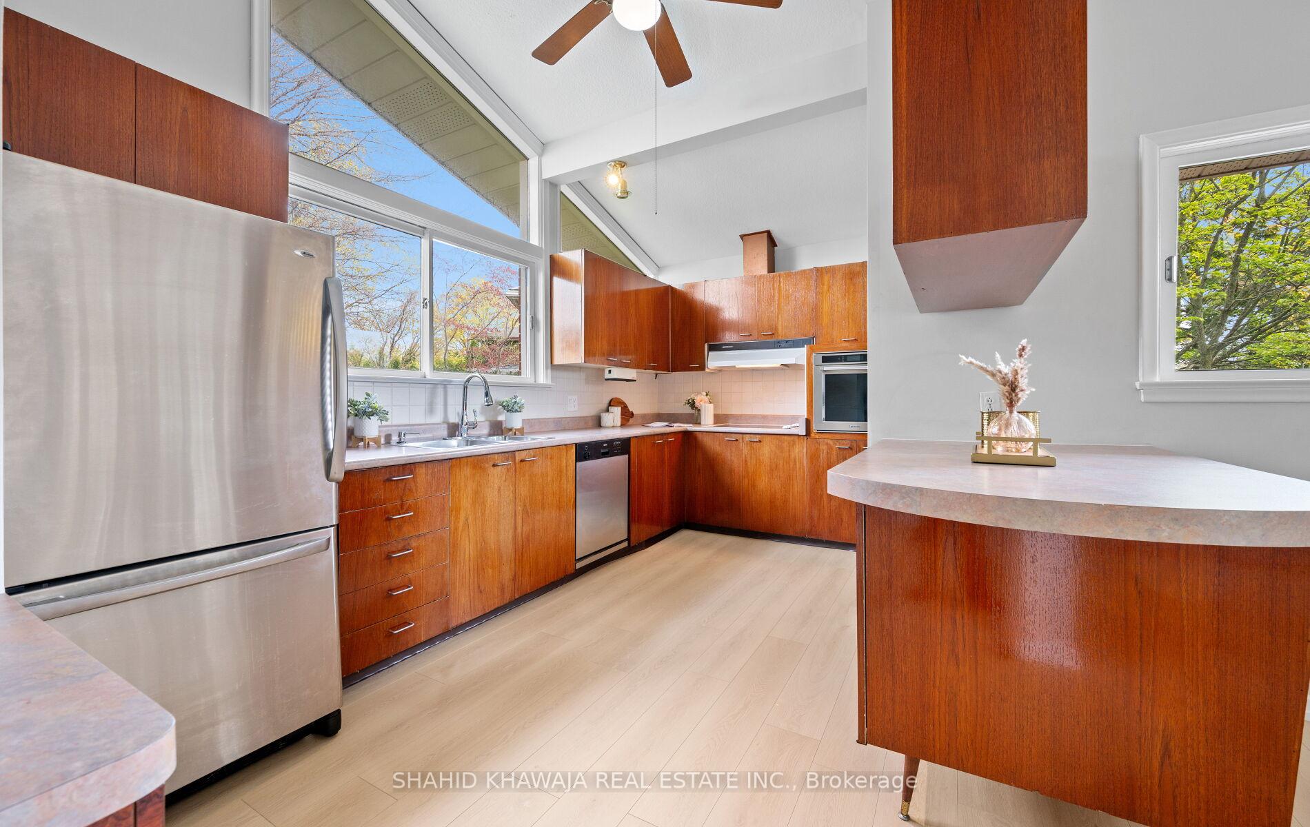 1550 Carletta Drive