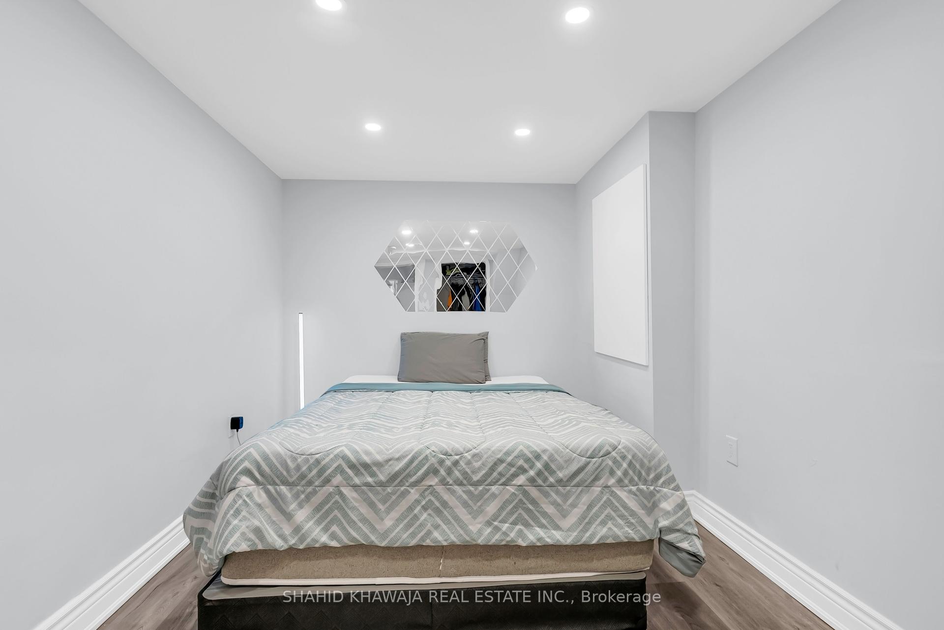 1221 Raspberry Terrace