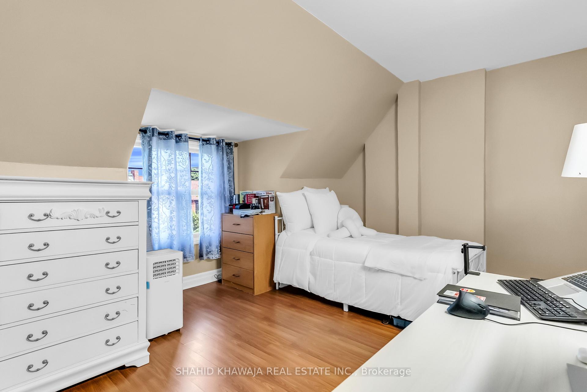 58 Pauline Avenue, Toronto W02